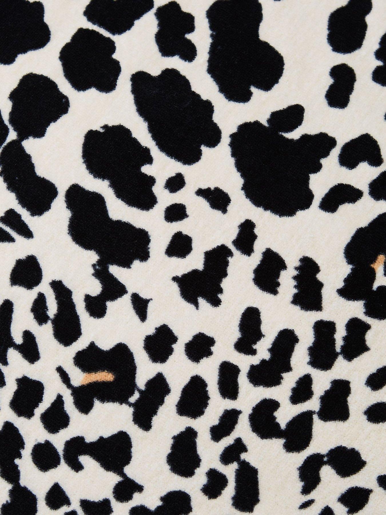  image of catherine-lansfield-leopard-100-cotton-beach-towel