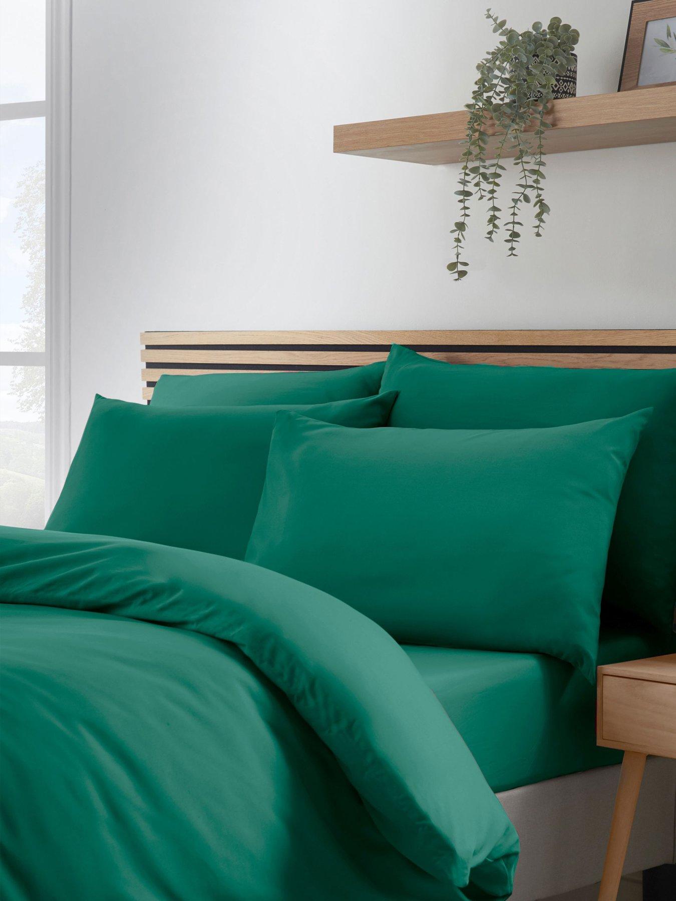  image of catherine-lansfield-so-soft-set-of-4-no-iron-standard-pillowcases
