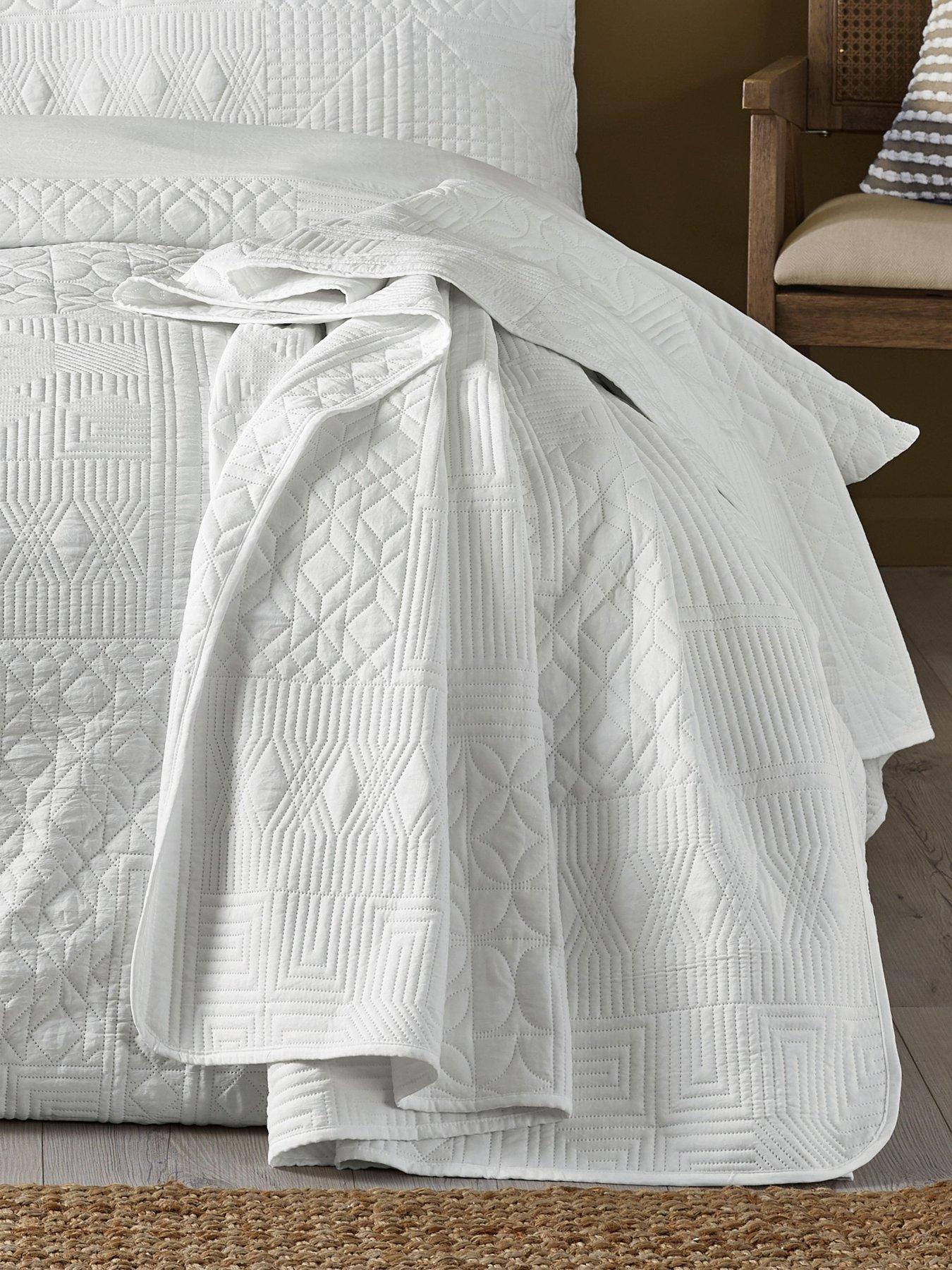  image of catherine-lansfield-folkstone-geo-bedspread-throw