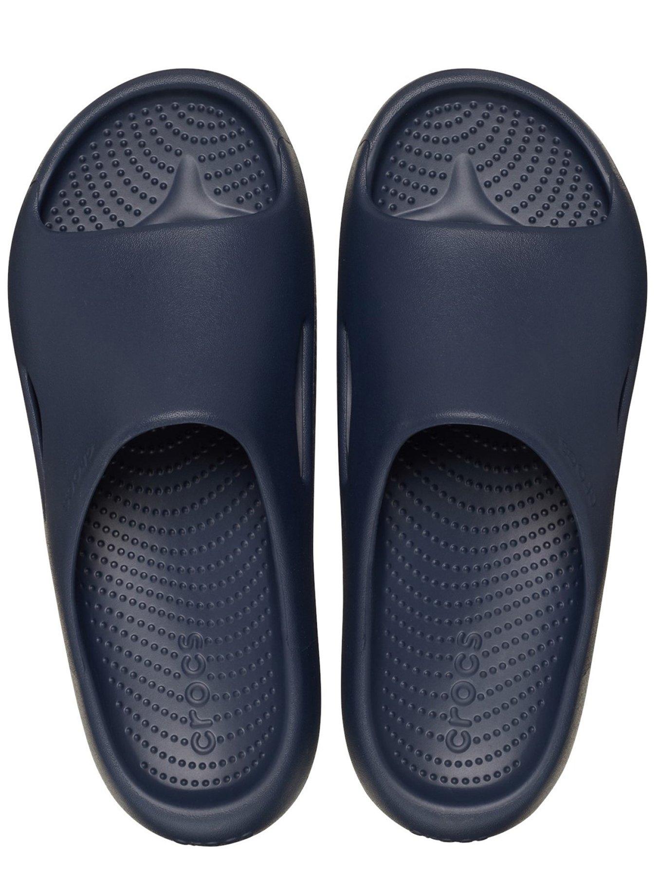  image of crocs-mellow-recovery-sliders