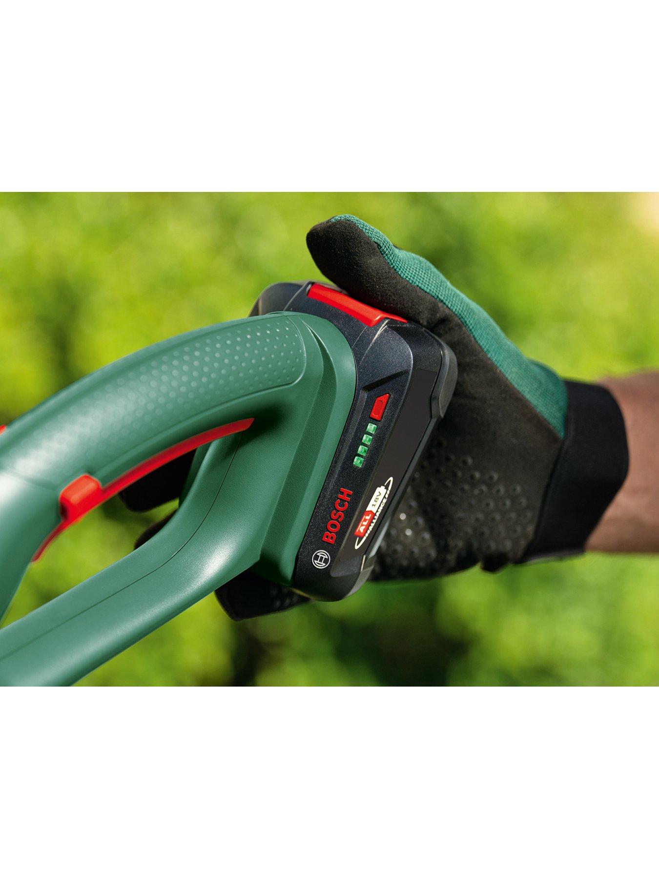  image of bosch-universalgrasscut-18v-26-500-1x20ah