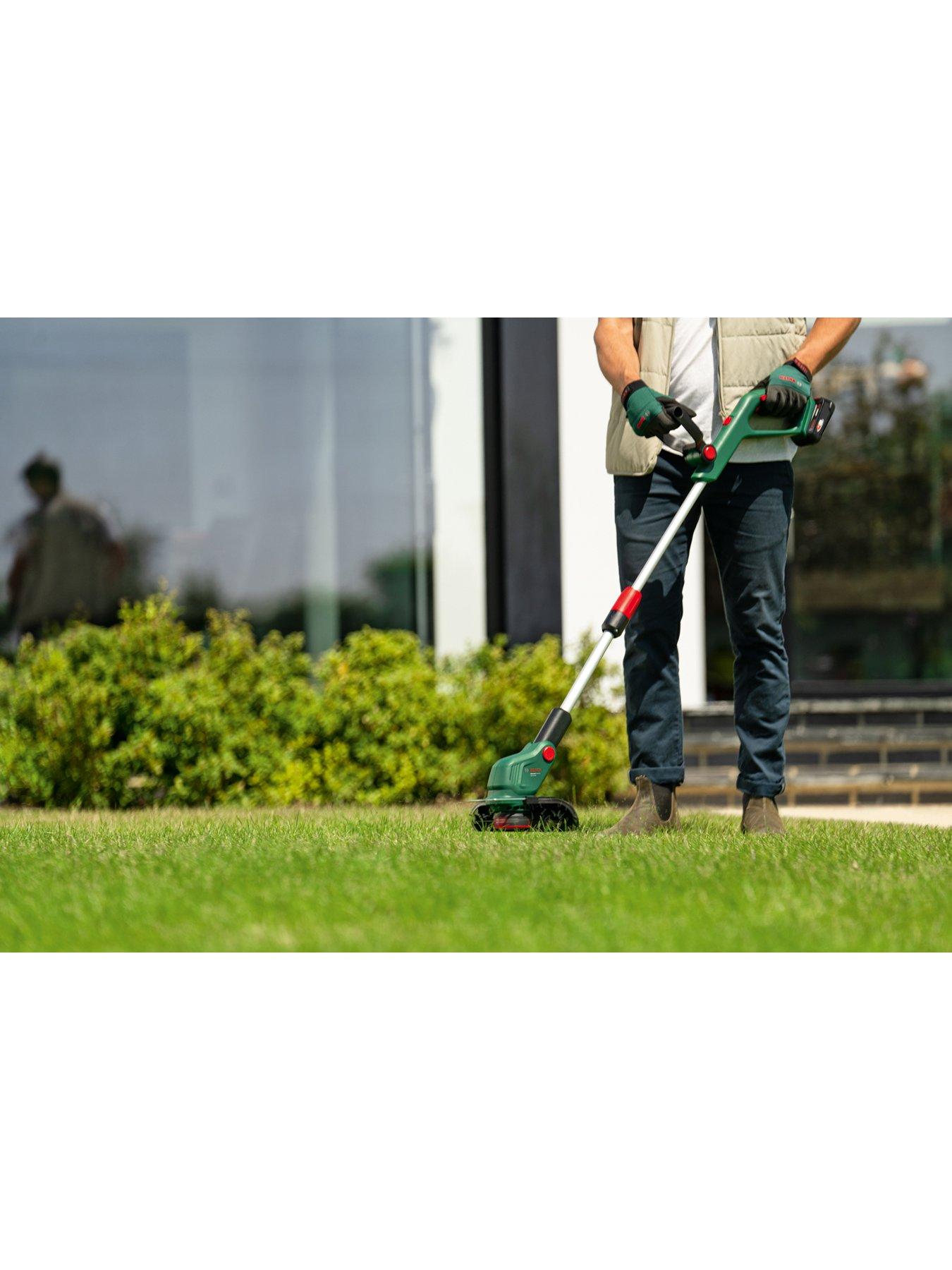  image of bosch-universalgrasscut-18v-26-500-1x20ah