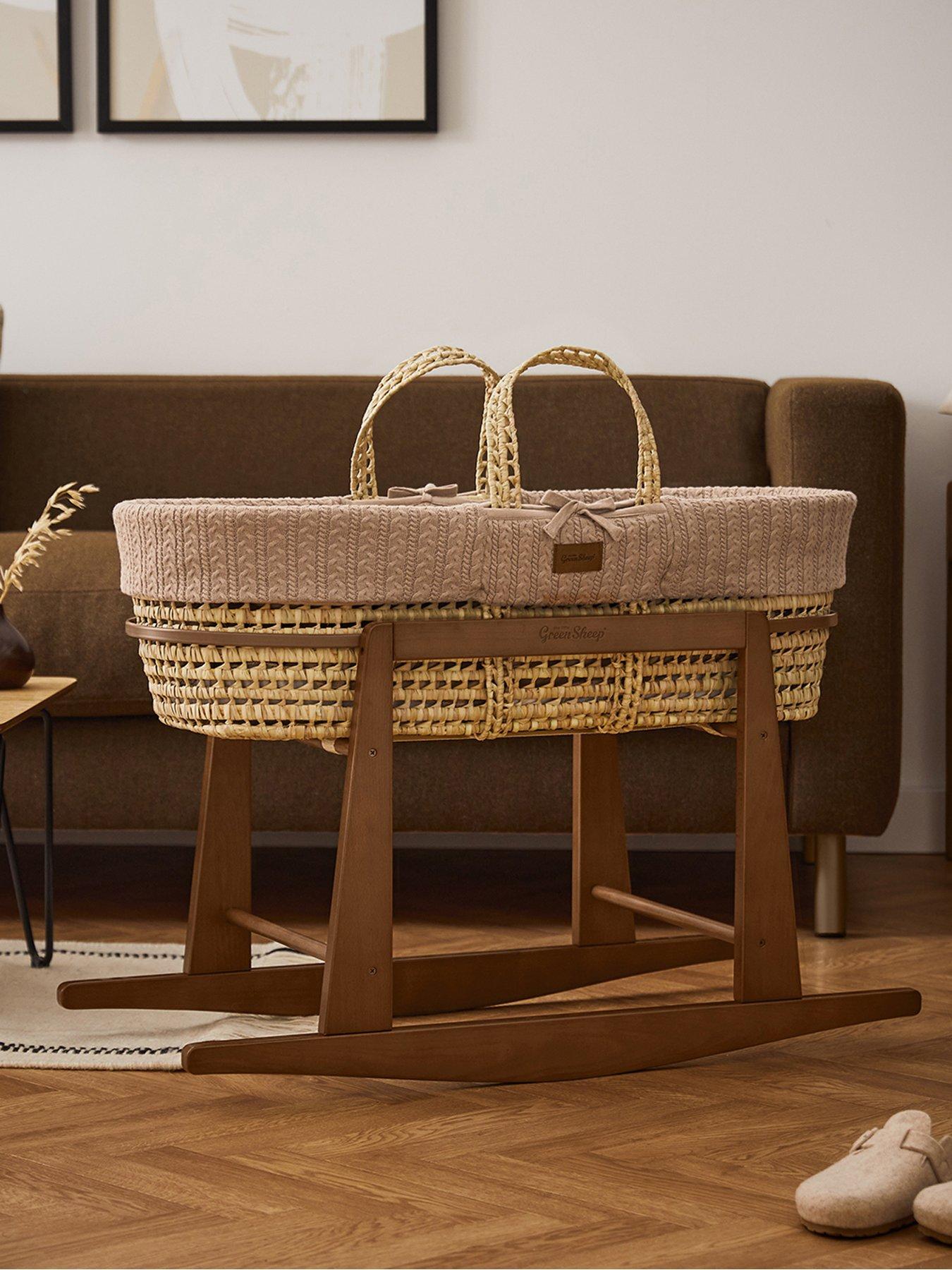 the-little-green-sheep-natural-knitted-moses-basket-amp-rockingnbspstand-trufflewalnutnbsp