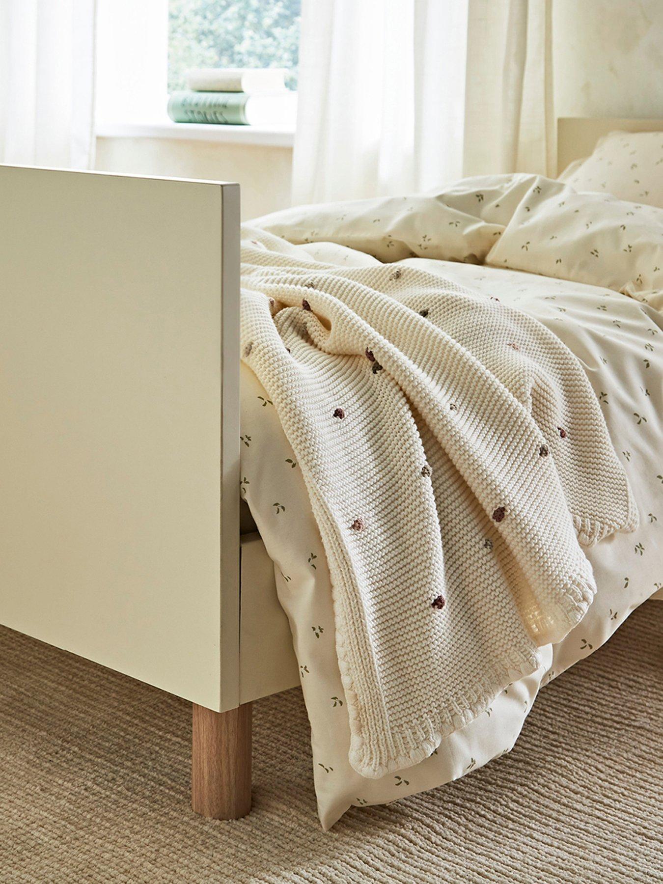 Image 4 of 8 of CuddleCo Harper 2-Piece&nbsp;Nursery Furniture Set - Cream &amp; Ash