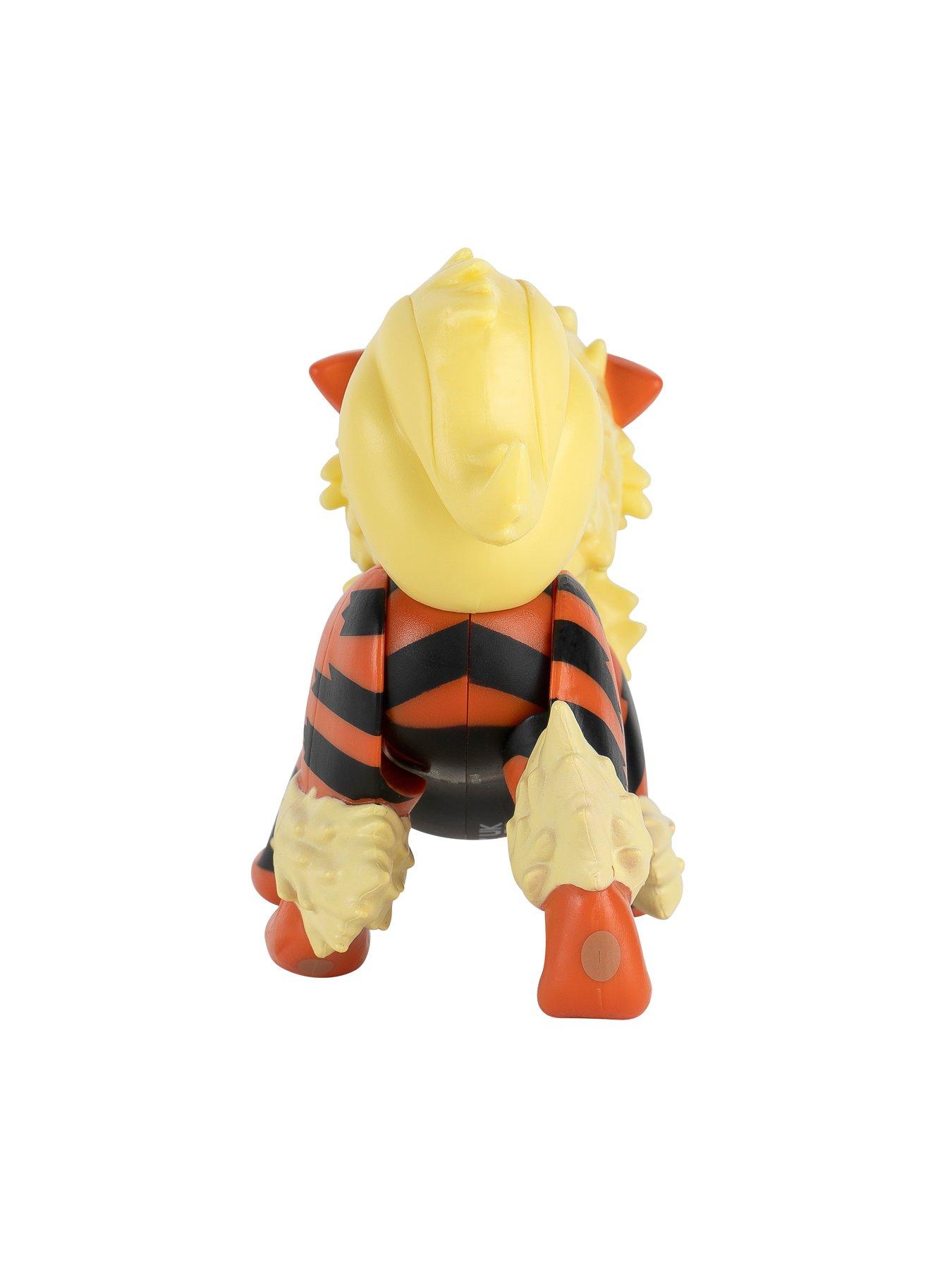 Image 5 of 8 of Pokemon Pok&egrave;mon Arcanine Battle Feature Figure - 4.5-Inch Arcanine Battle Ready Figure with fire missile Attack