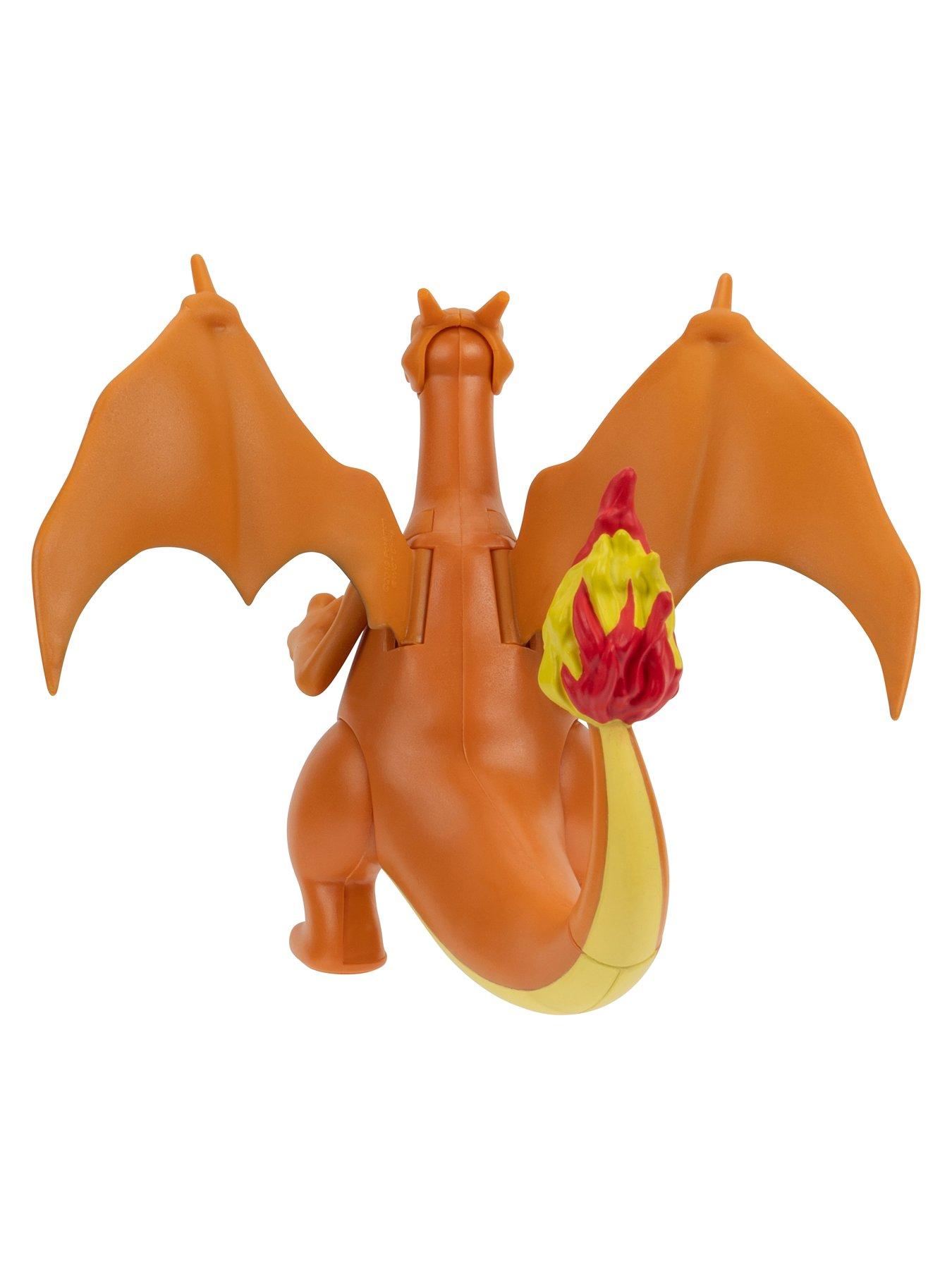 Image 5 of 7 of Pokemon Pok&egrave;mon Charizard Battle Feature Figure - 4.5-Inch Charizard Battle Figure with Fire Missile Launcher