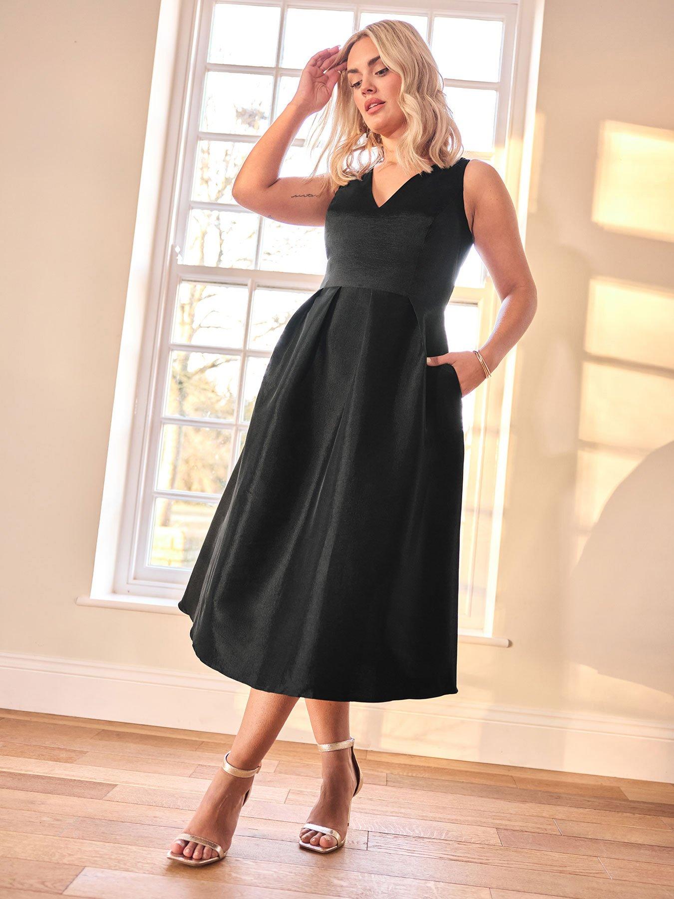 undefined V Neck Pleated Pocket Dress - Black