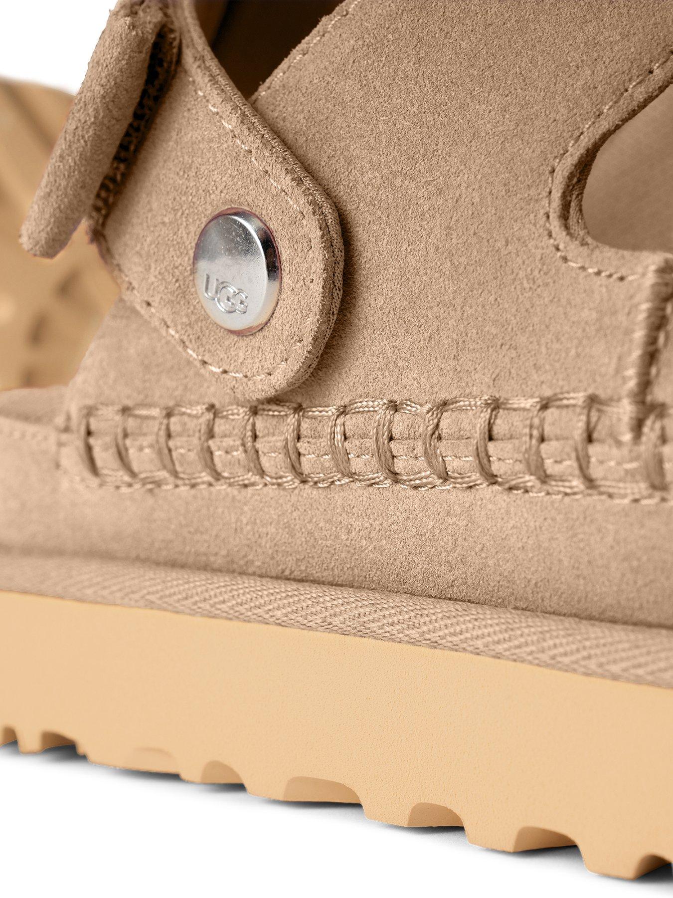 Image 4 of 5 of UGG Goldenstar Glide - Sand