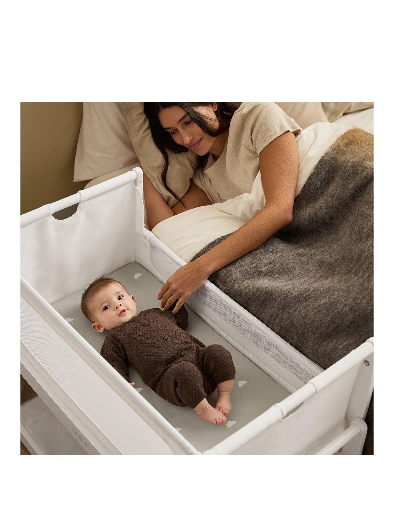 Image 3 of 8 of Snuz SnuzPod 5 Bedside Crib - White