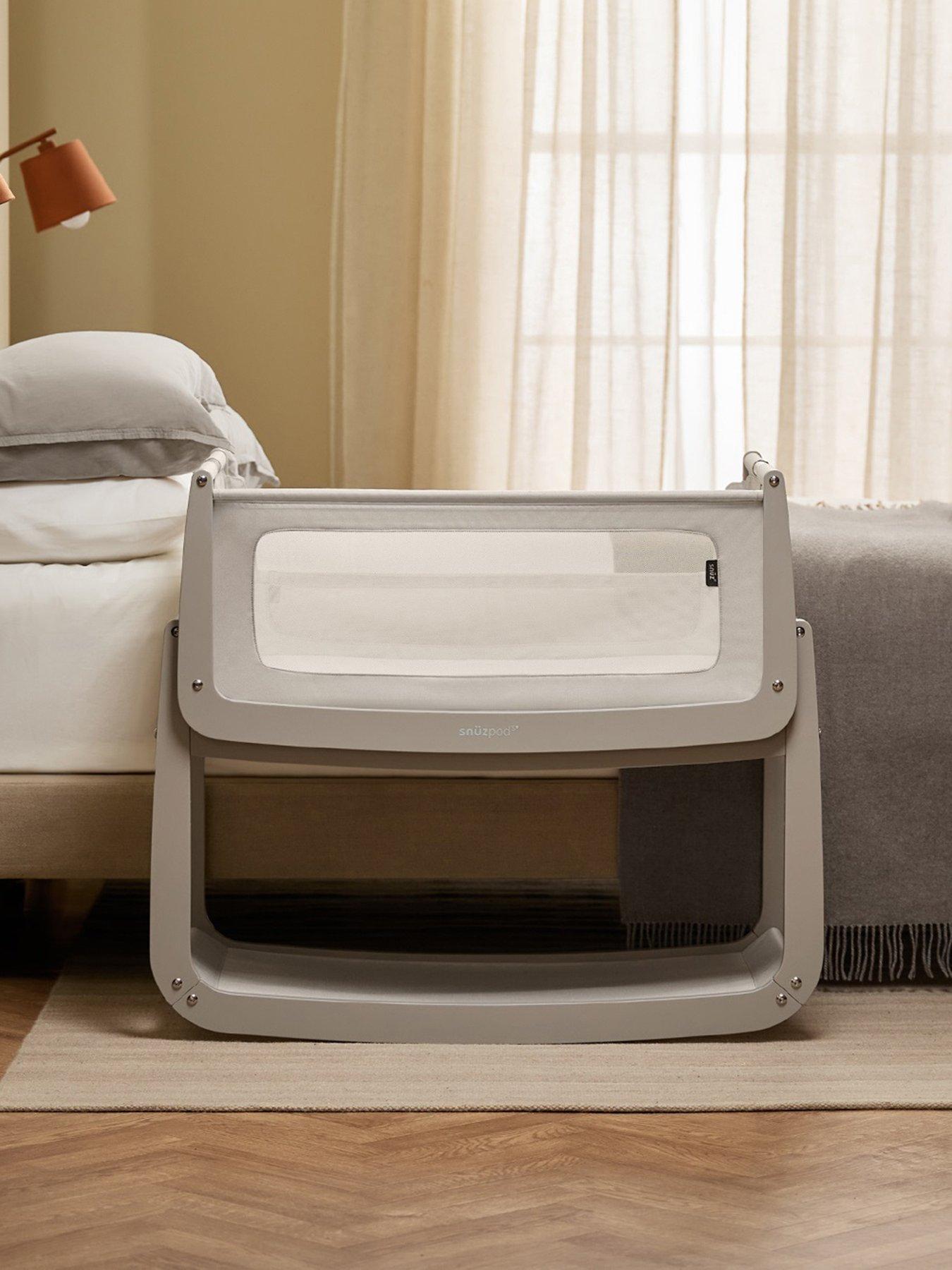 snuz-snuzpod-5-bedside-crib-pebble