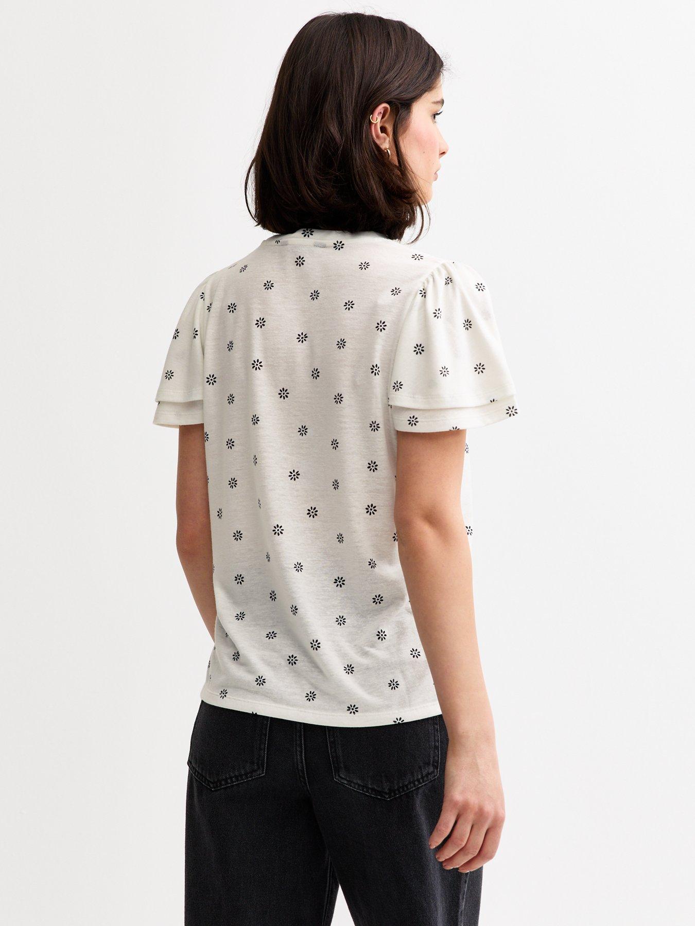  image of new-look-white-daisy-print-flutter-sleeve-top-cream
