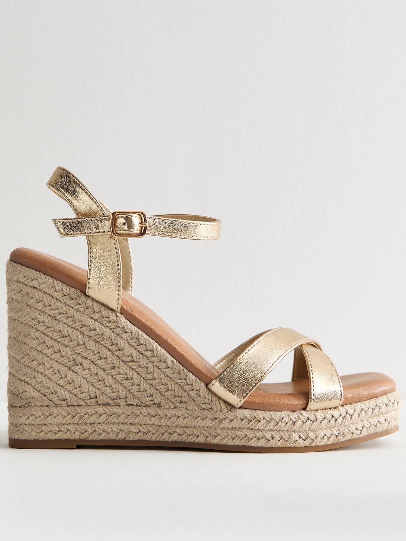 new-look-faux-leather-wedge-sandals-gold