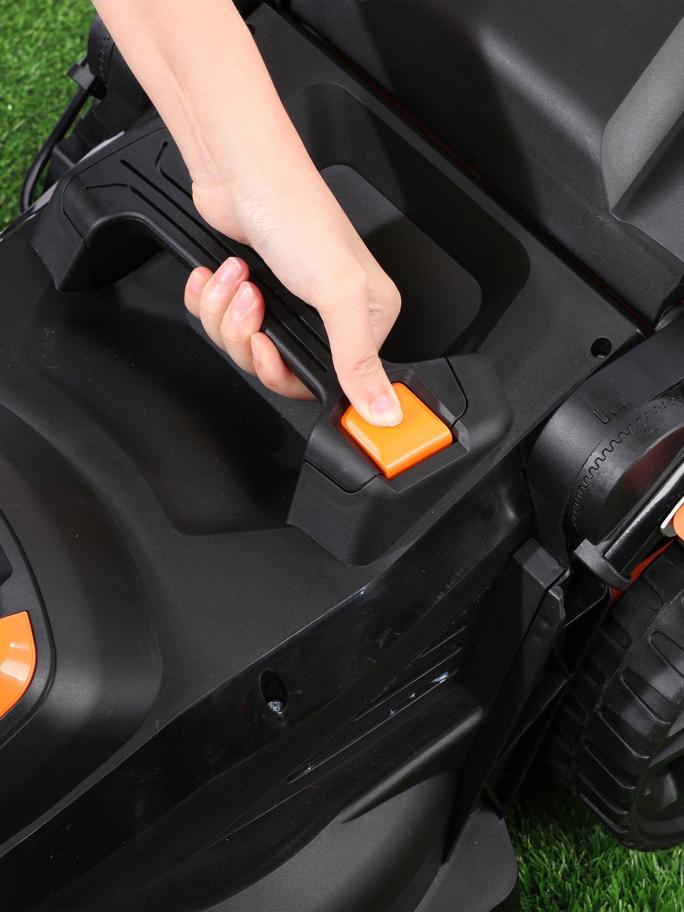  image of yard-force-40v-40ah-2x20v-cordless-lawnmower-with-37cm-cutting-width-40l-grass-bag-mulching-plug-and-rear-roller-lm-c37b