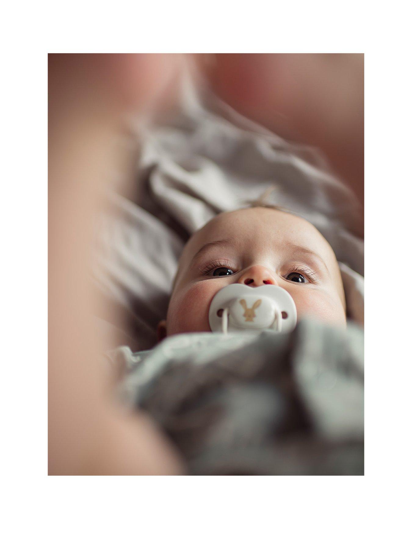  image of tommee-tippee-6x-6-18m-anytime-soothers