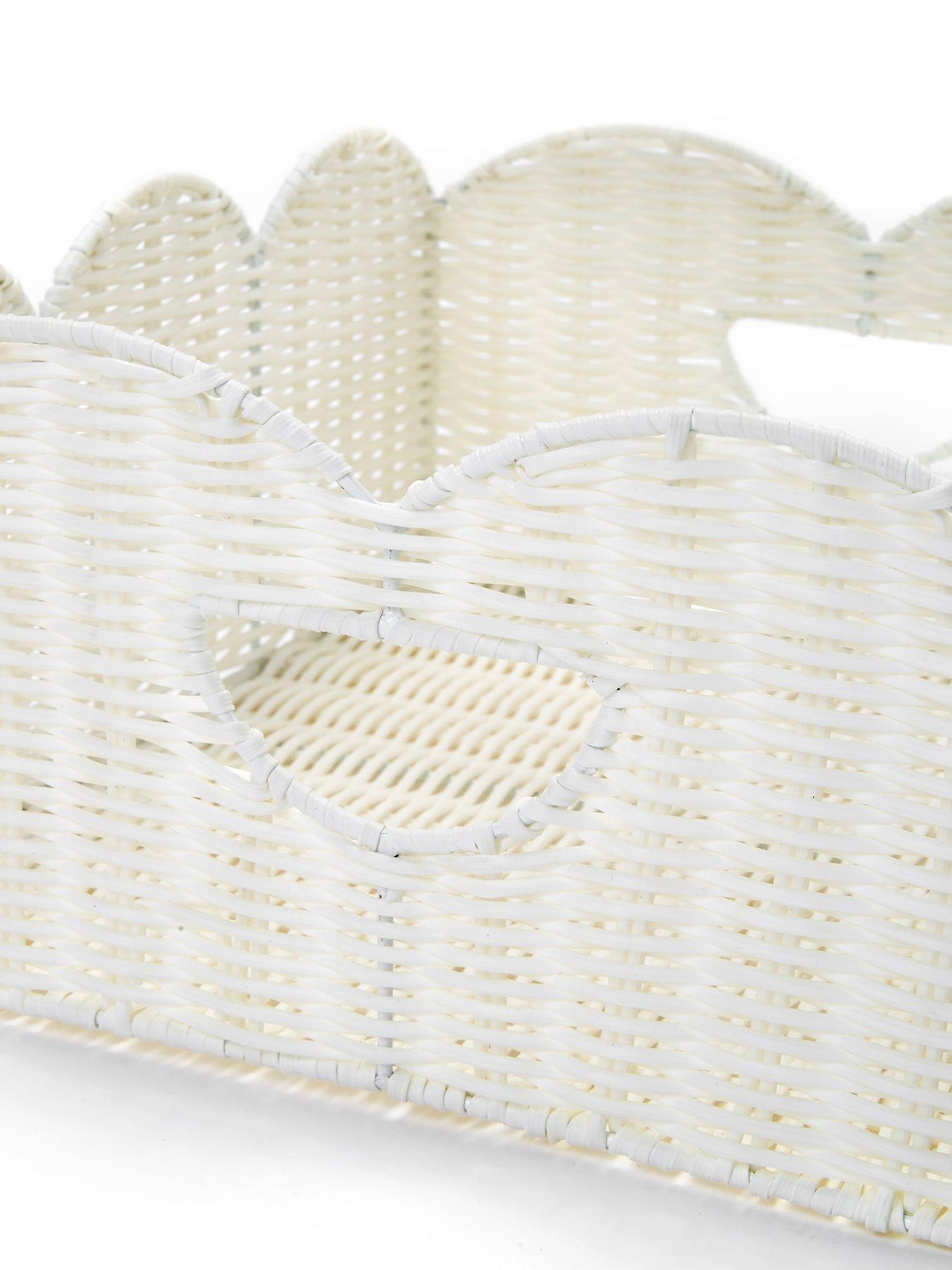 Image 7 of 7 of Very Home Set of 3 Scallop Storage Baskets