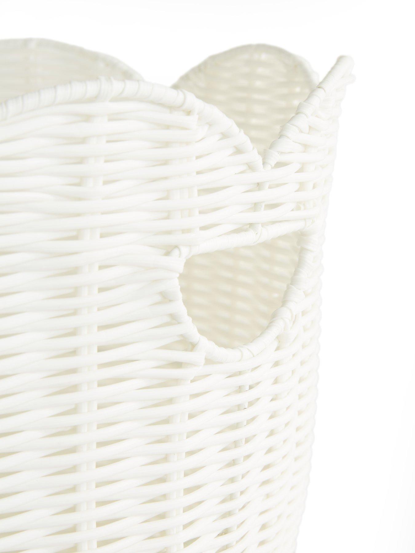  image of the-very-collection-scallop-round-basket-37cm