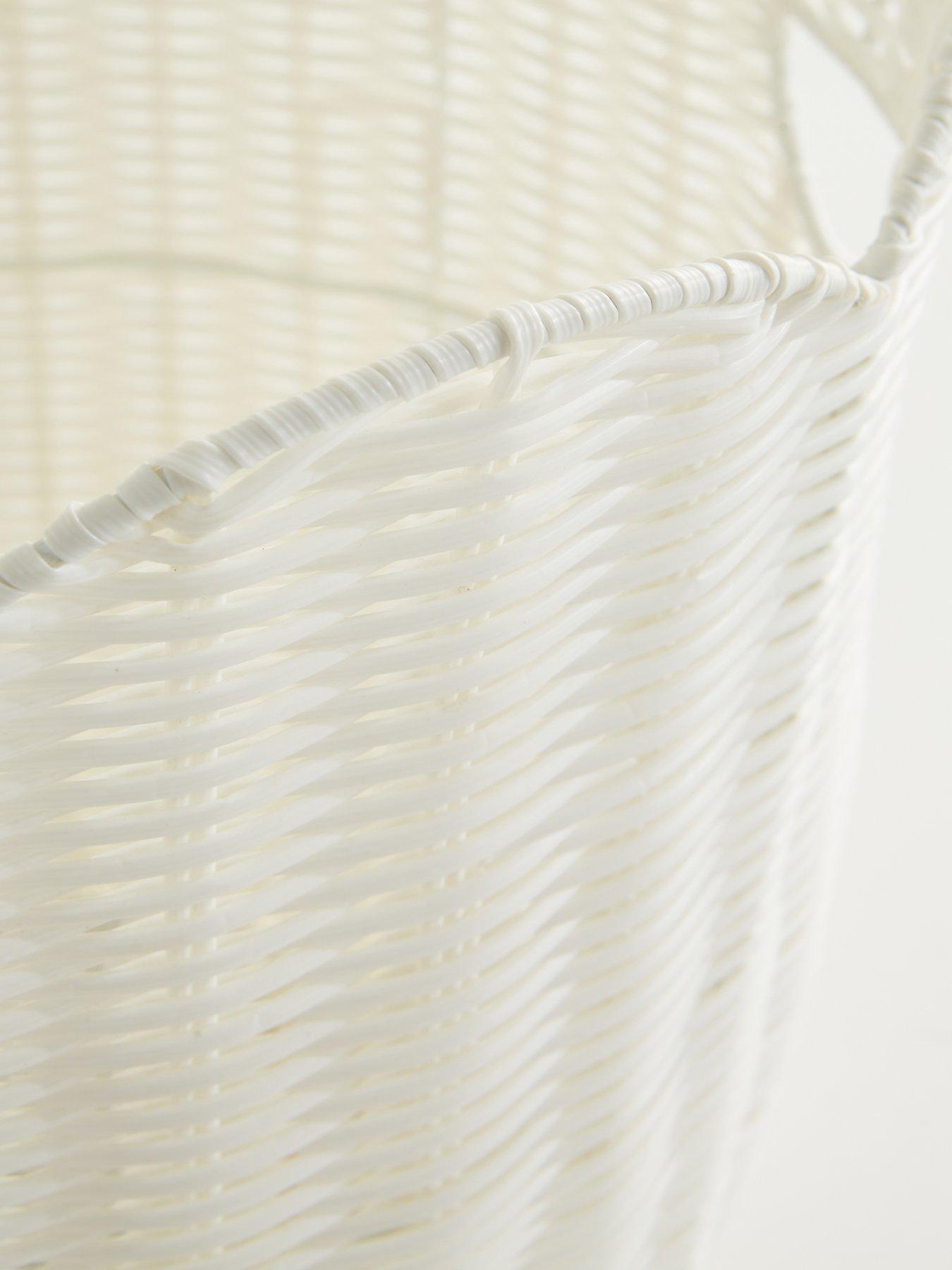  image of the-very-collection-scallop-round-basket-37cm