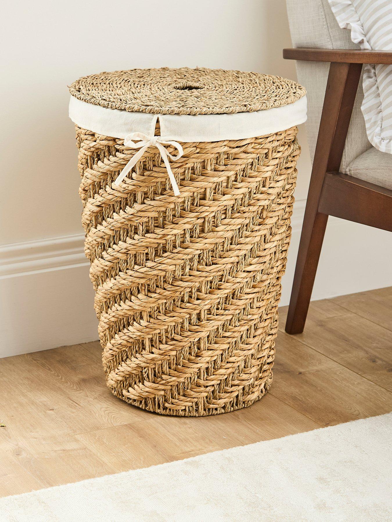 The Very Collection Seagrass Laundry Hamper with Lid