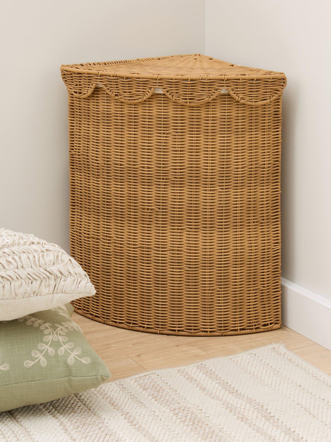 The Very Collection Scallop Corner Laundry Basket