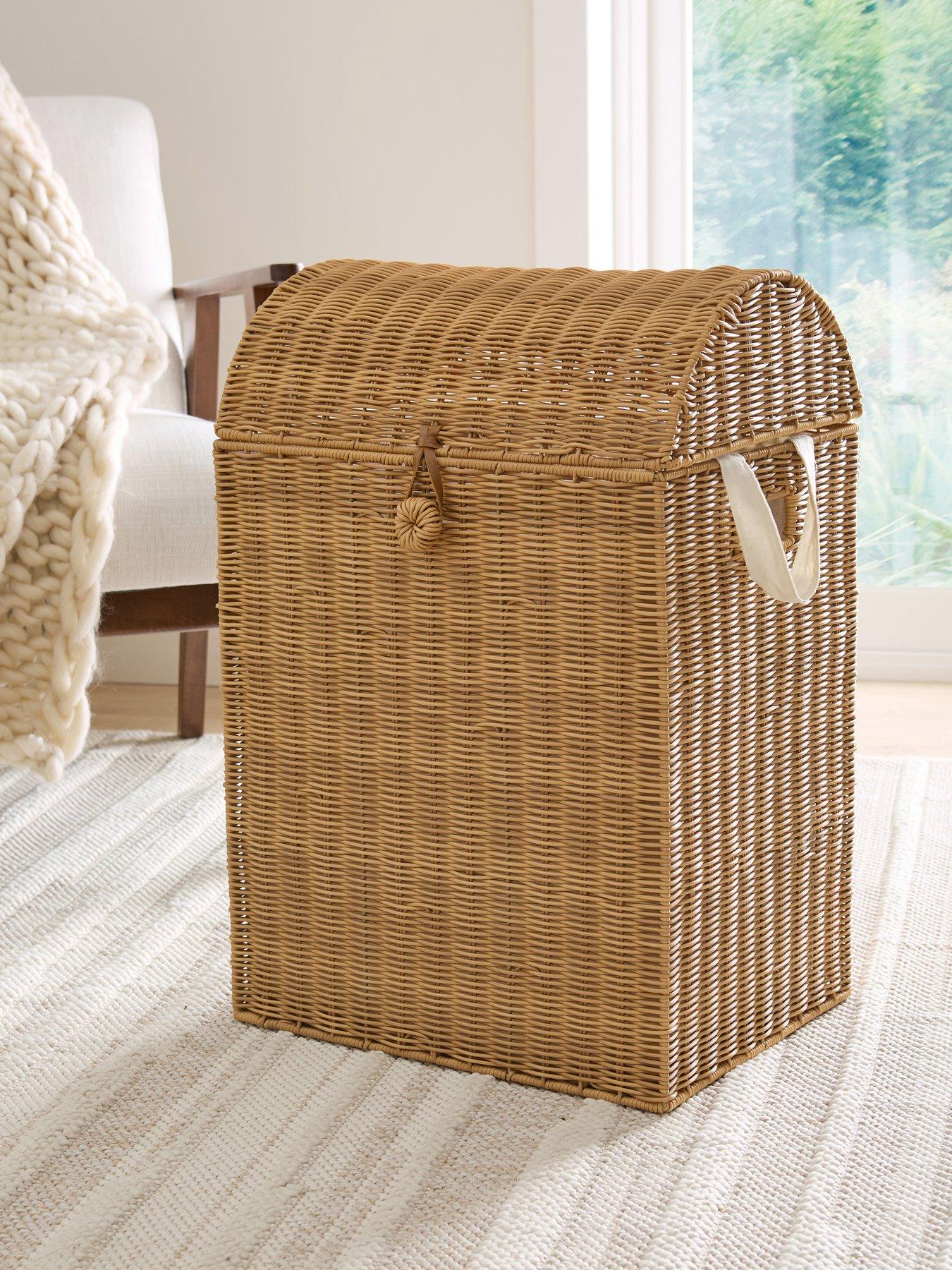 undefined Scallop Chest Laundry Basket