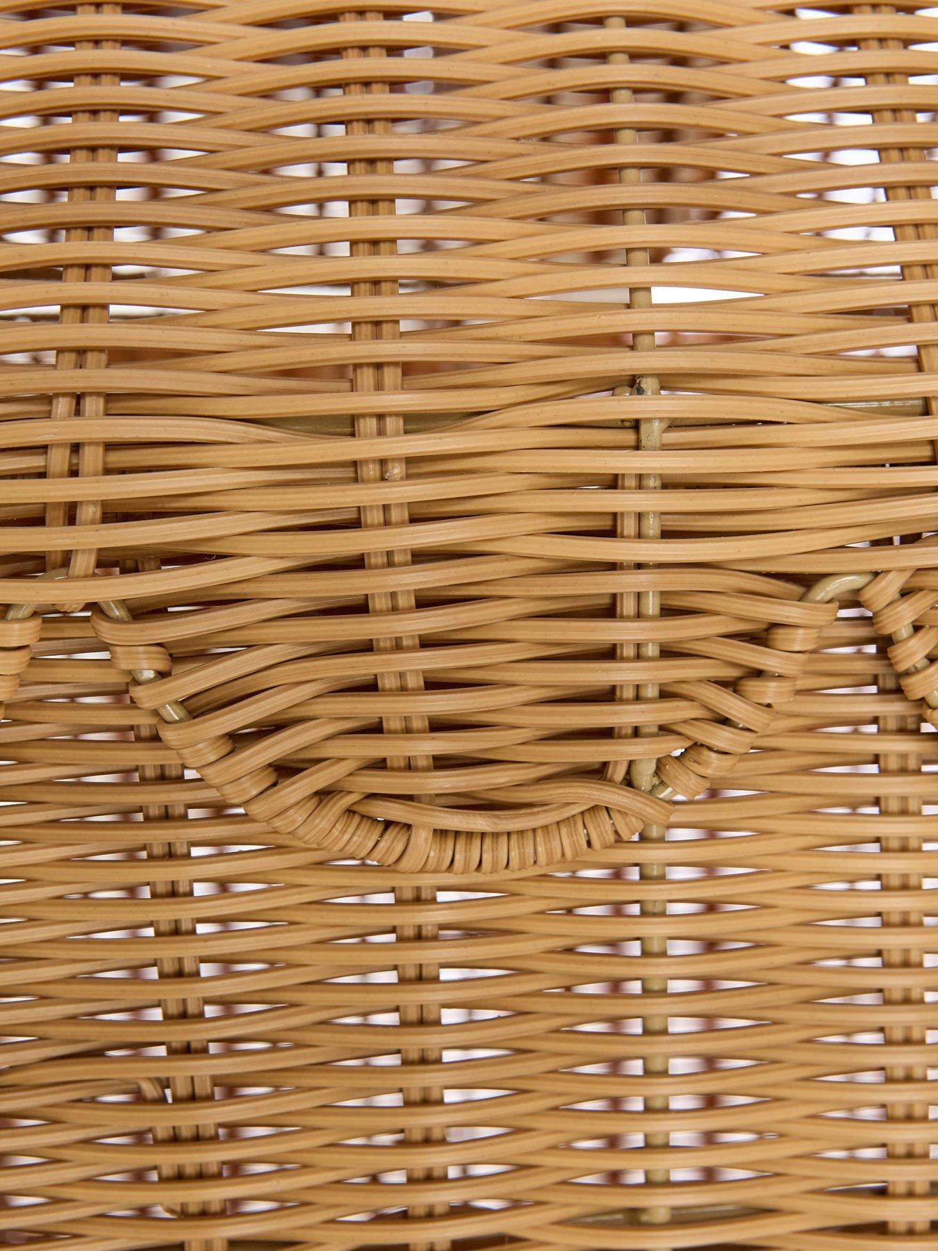 Image 5 of 6 of Very Home Large Scalloped Polyrattan Storage Chest
