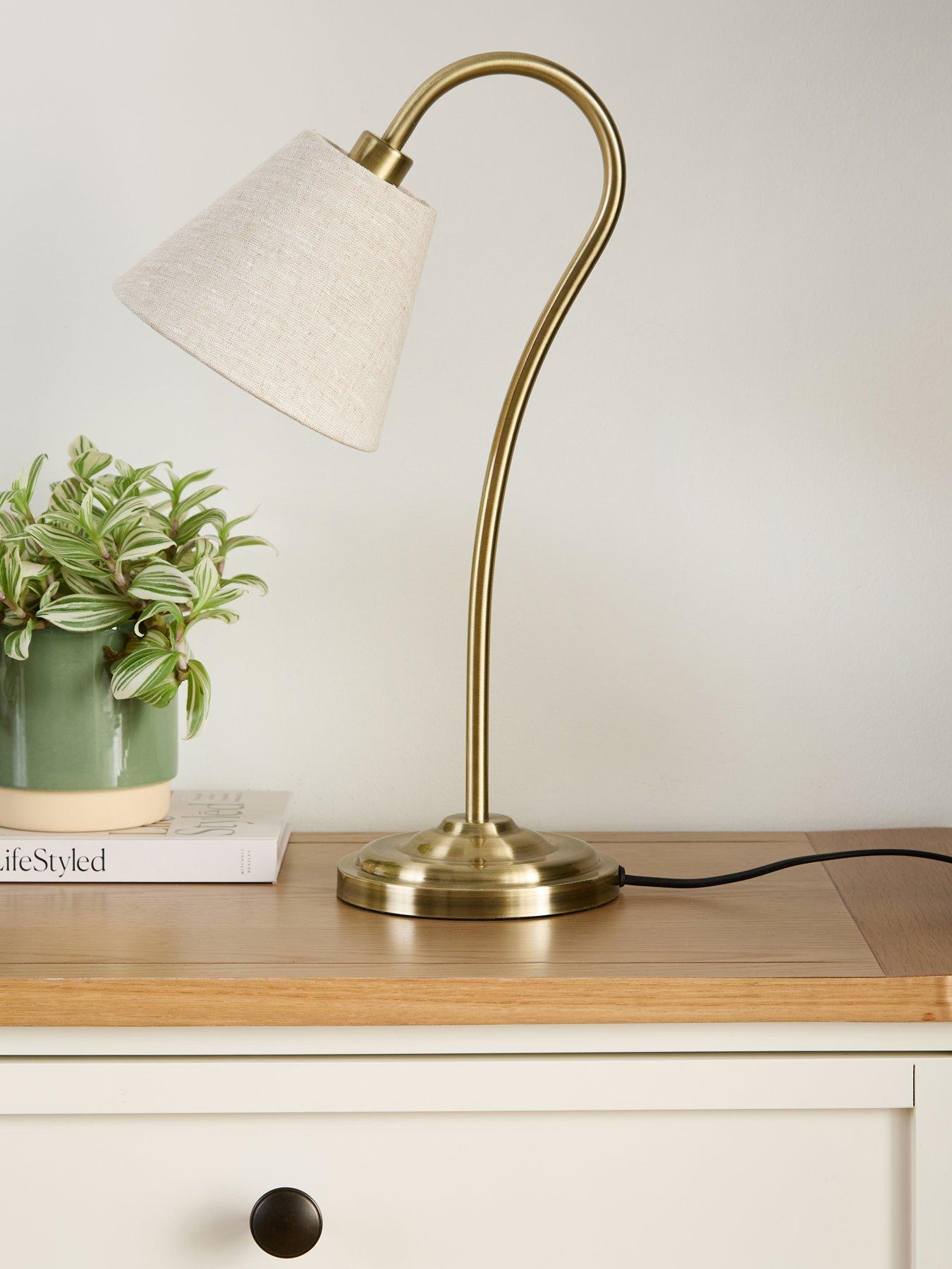 The Very Collection Heritage Arched Table Lamp