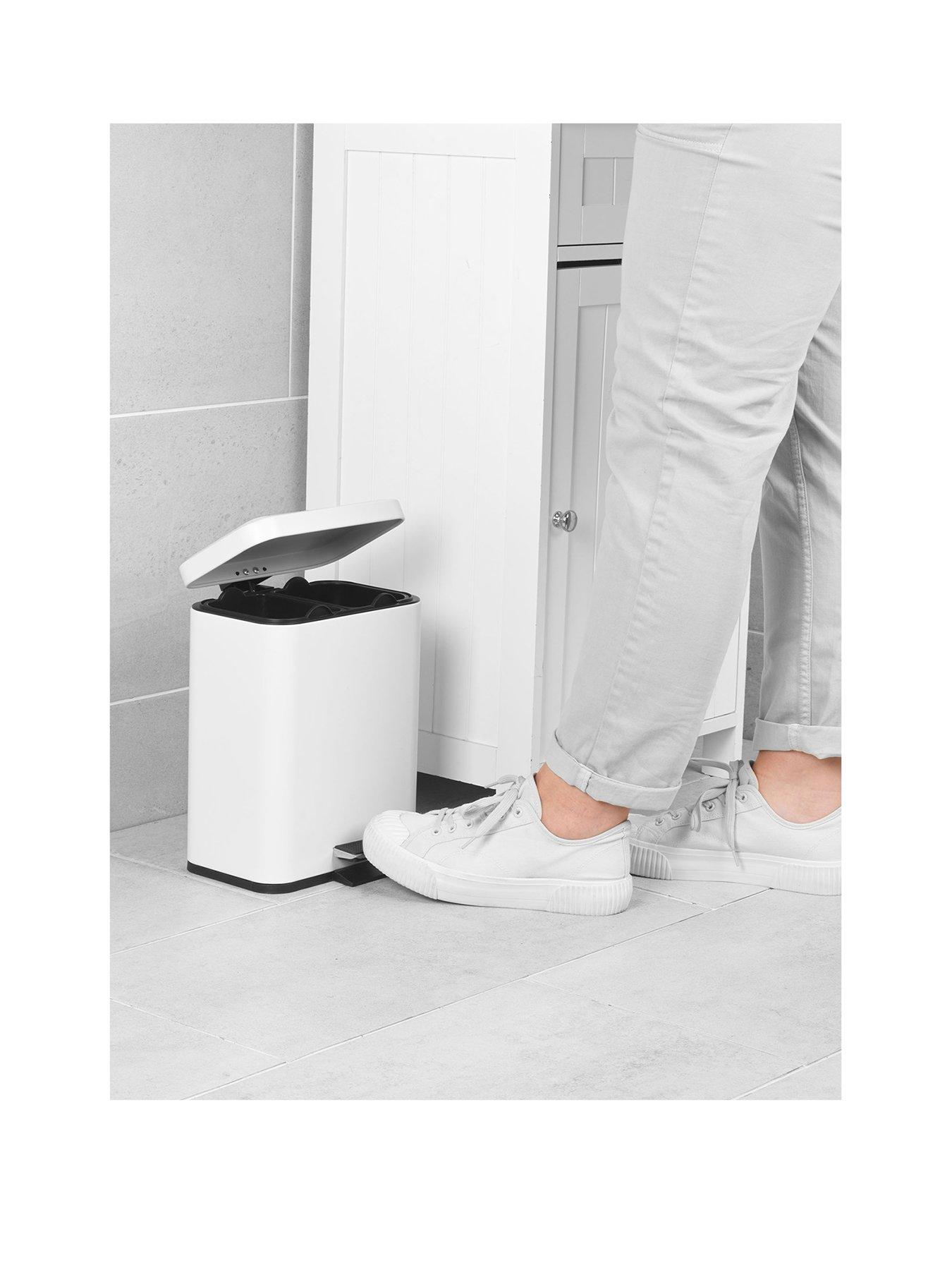 Beldray 5-Litre Dual Compartment Bin - White