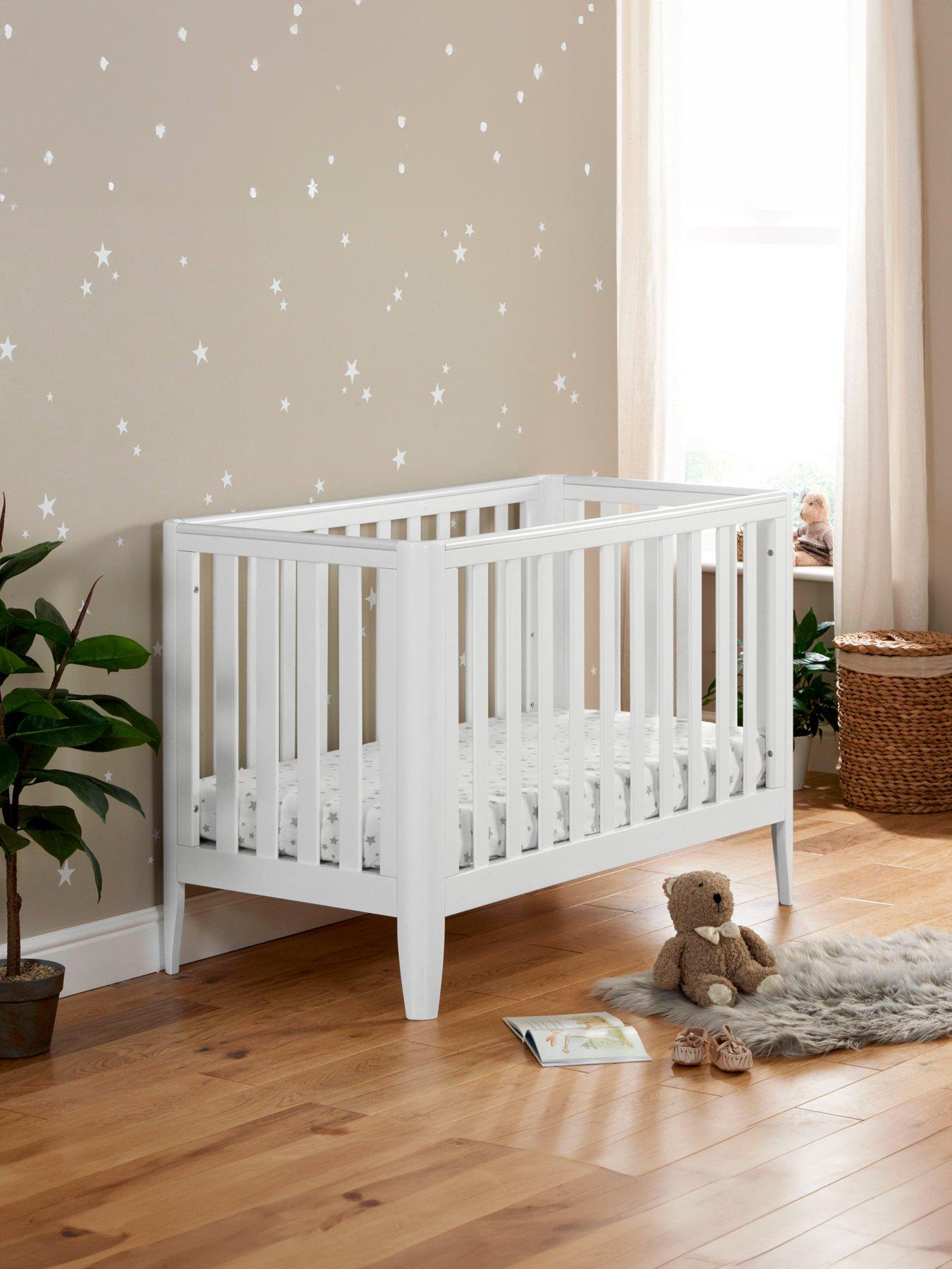 Babymore Iris Cot Bed - White