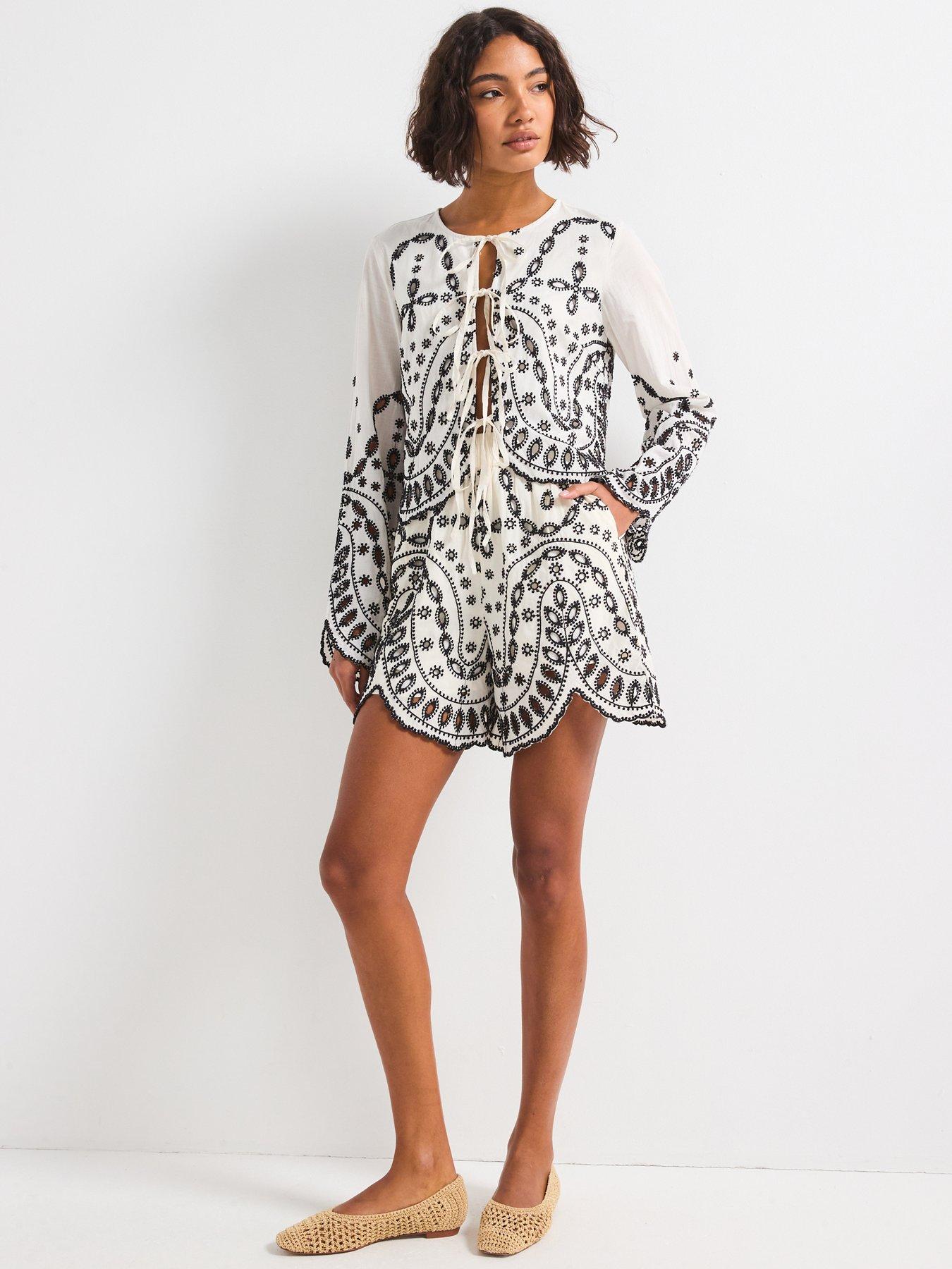 Image 5 of 5 of Rouge Broderie Shorts - Multi