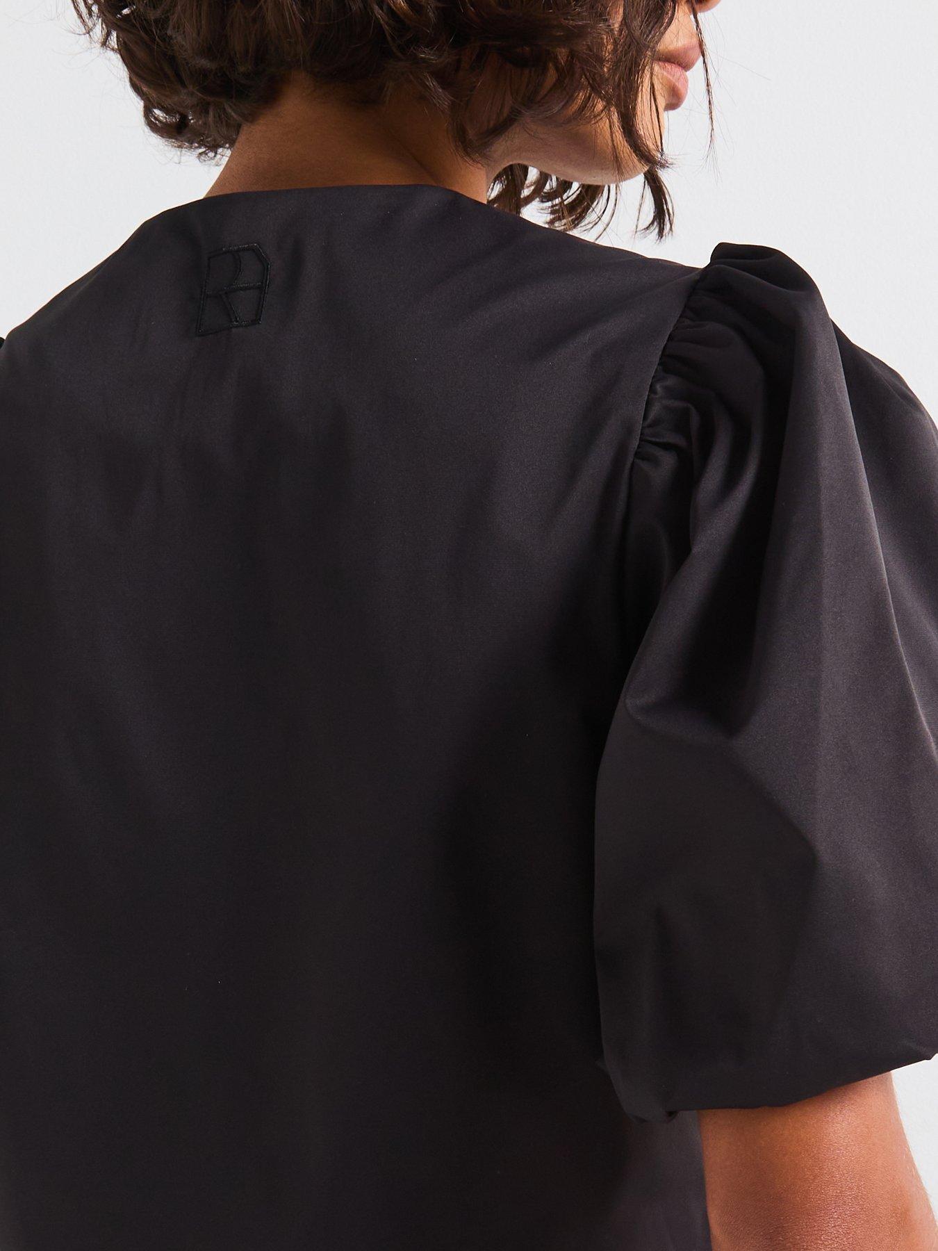  image of rouge-round-neck-short-sleeve-jacket-grey