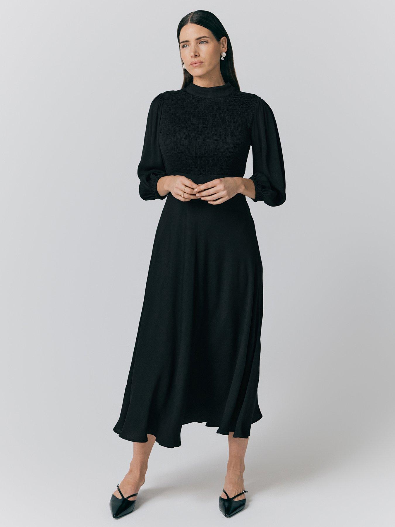 undefined Isabel Crepe Midi Tea Dress - Black