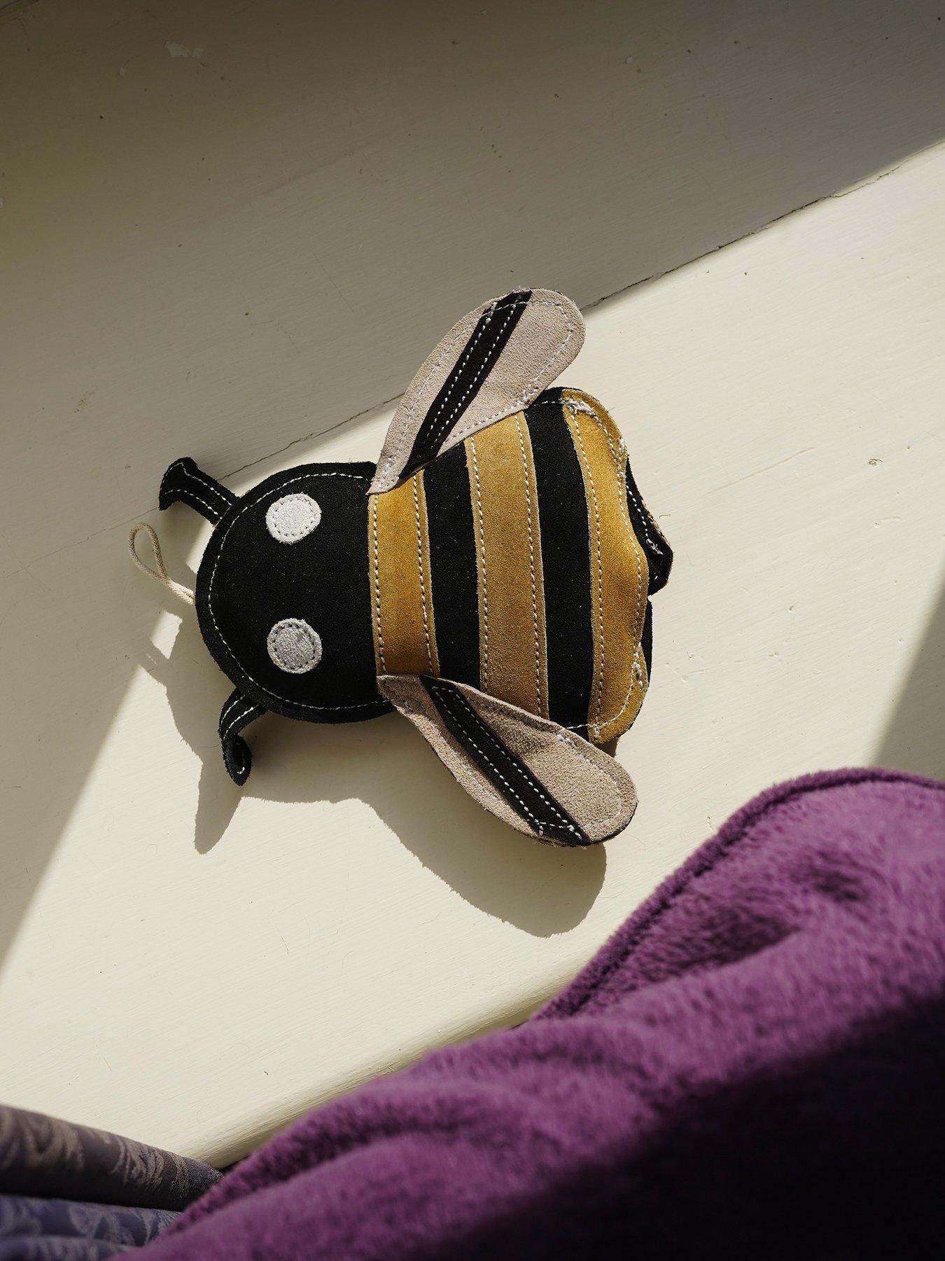 Zoon LederBee TuffToy
