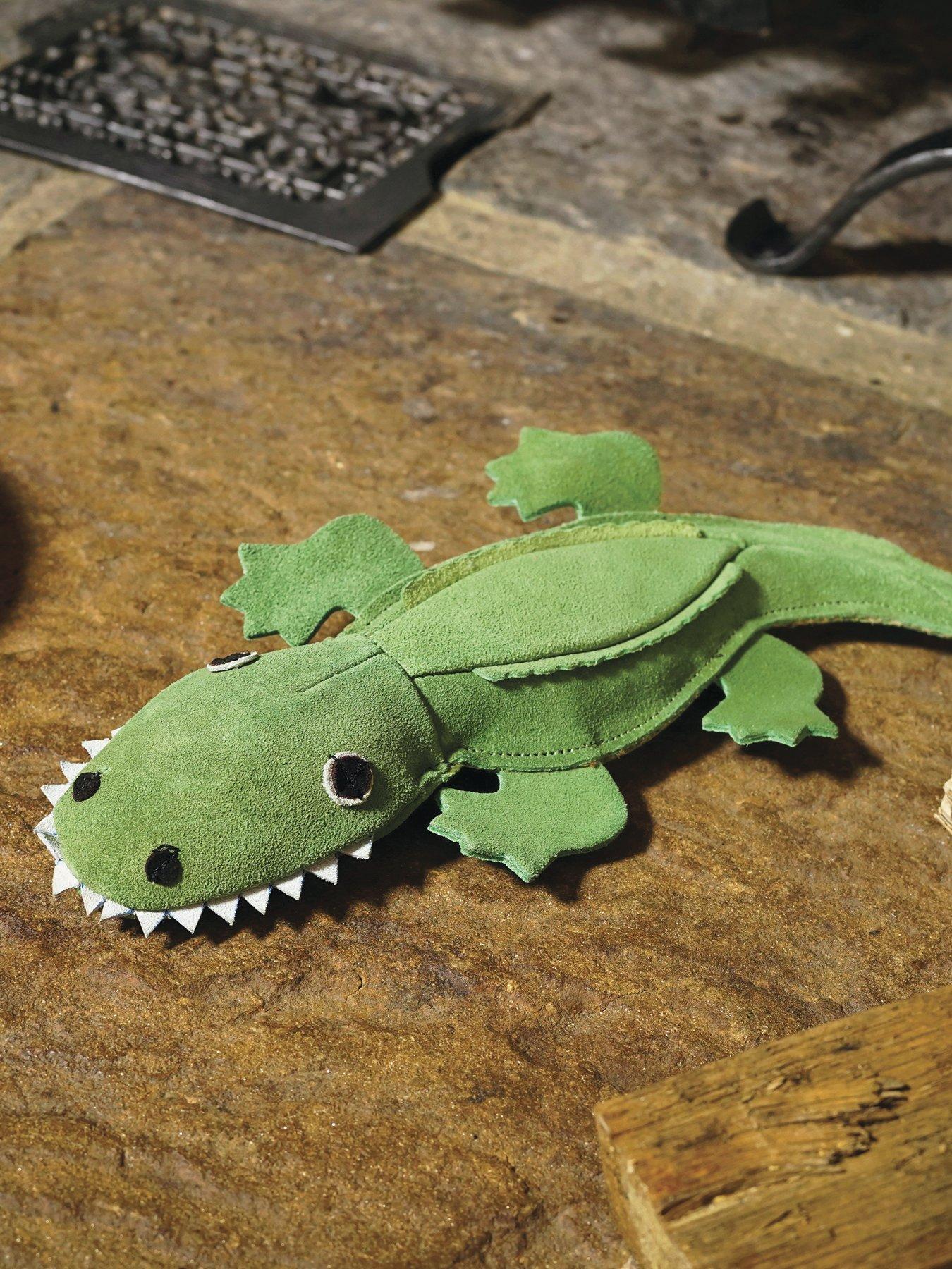 front image of zoon-ledergator-tufftoy