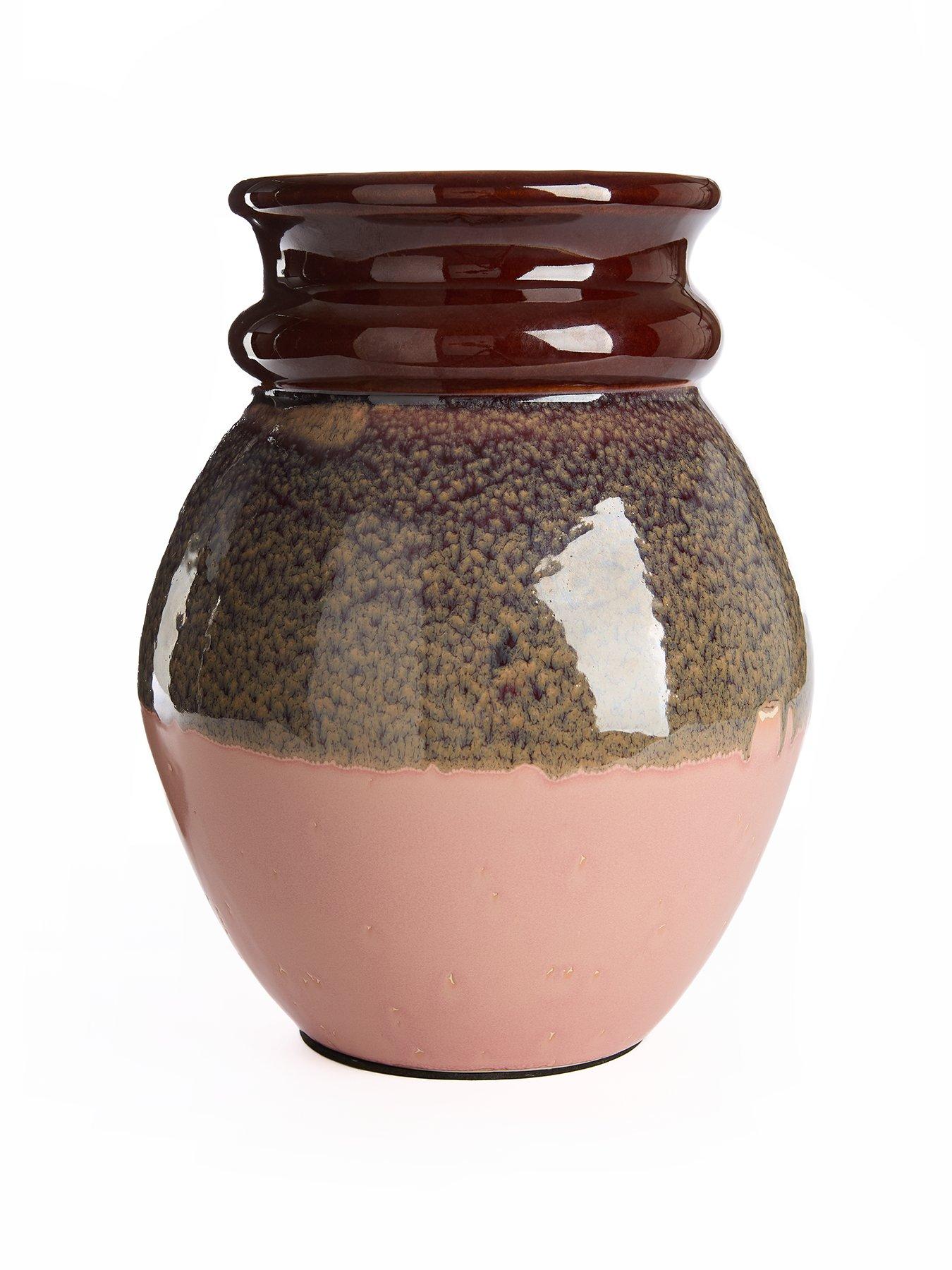 stillFront image of the-very-collection-reactive-urn-vase