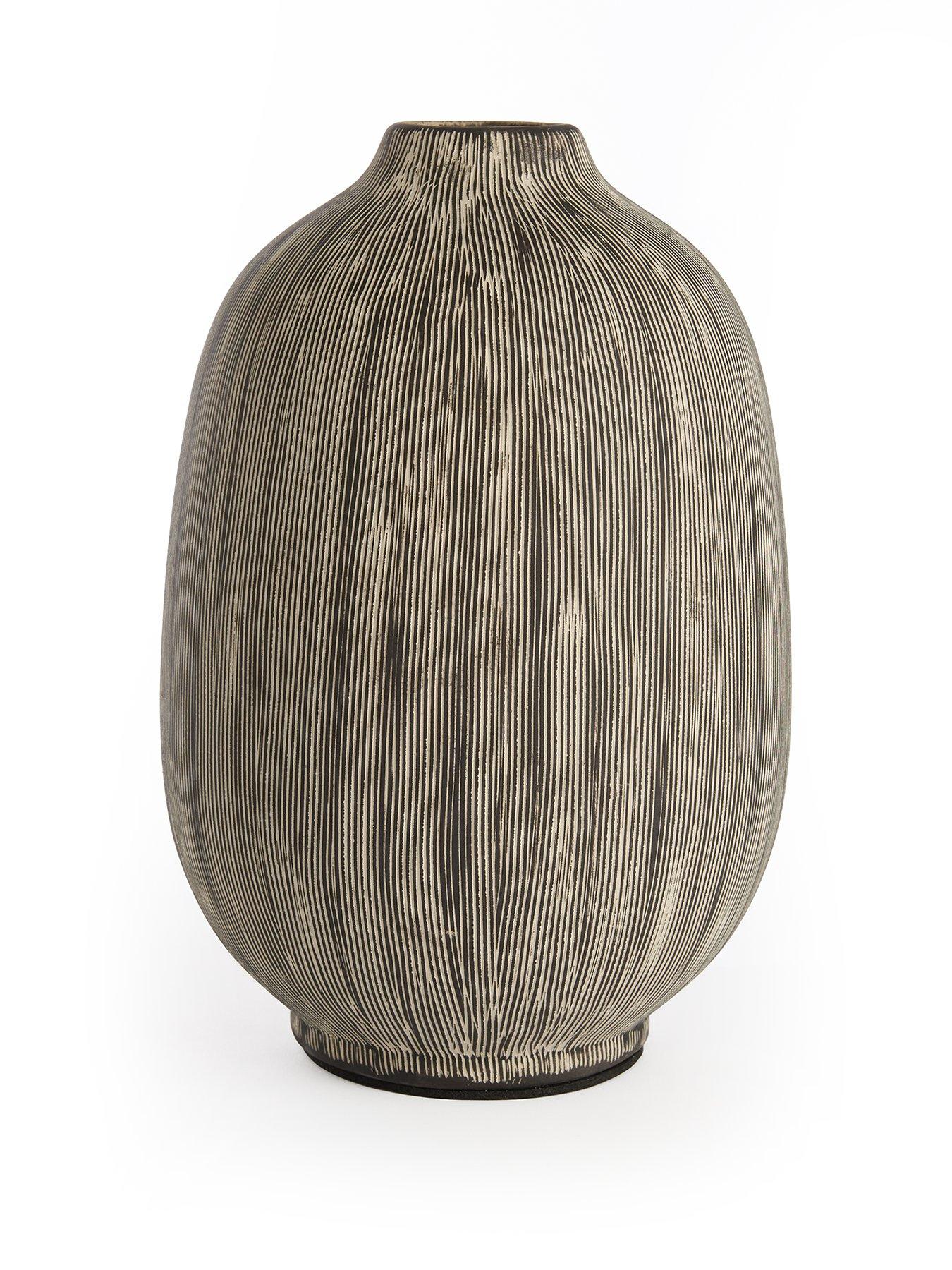  image of the-very-collection-scratch-vase