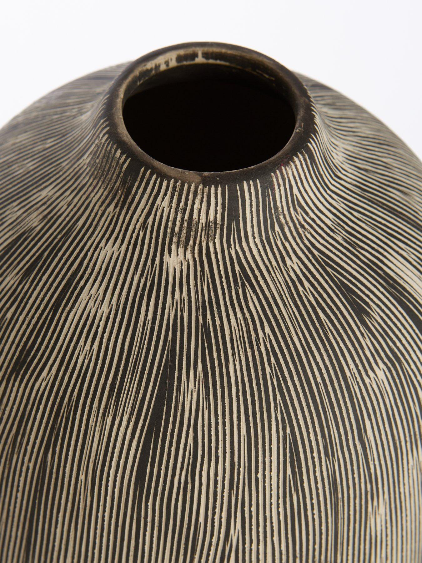  image of the-very-collection-scratch-vase