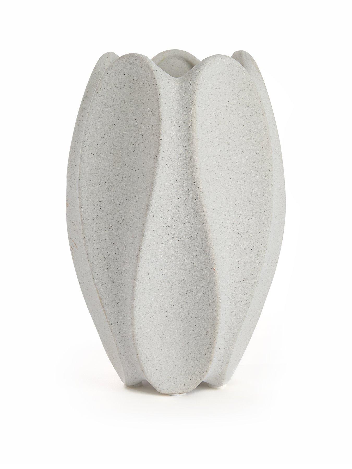  image of the-very-collection-curved-vase