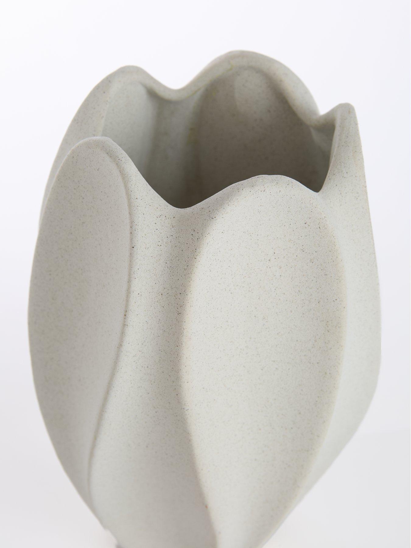  image of the-very-collection-curved-vase