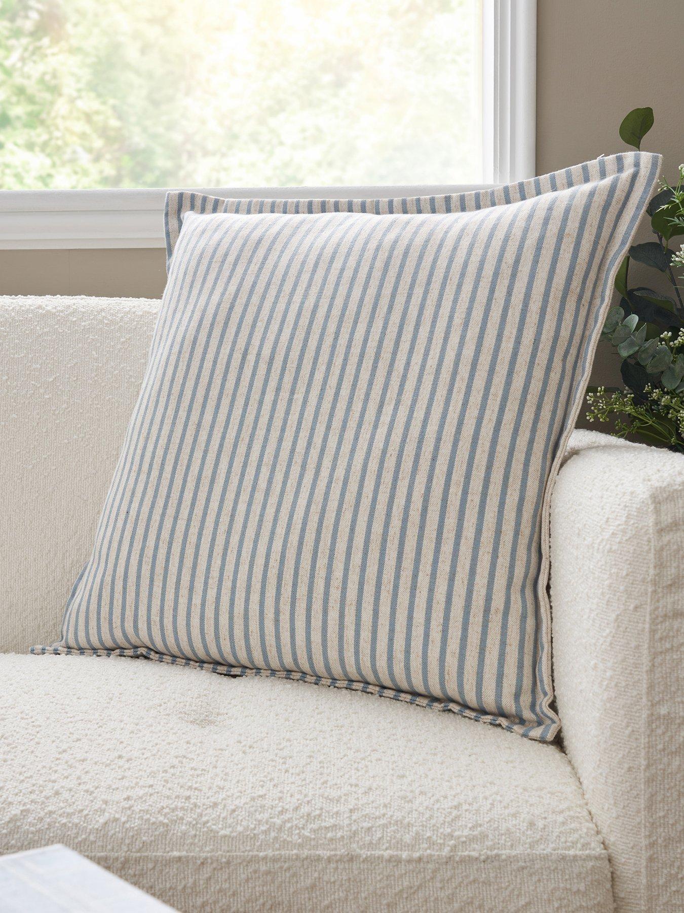 the-very-collection-martha-cushion
