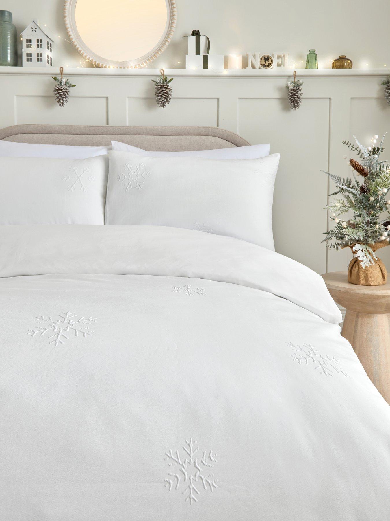 Image 3 of 5 of Very Home Snowflake Embossed Duvet Set - Db