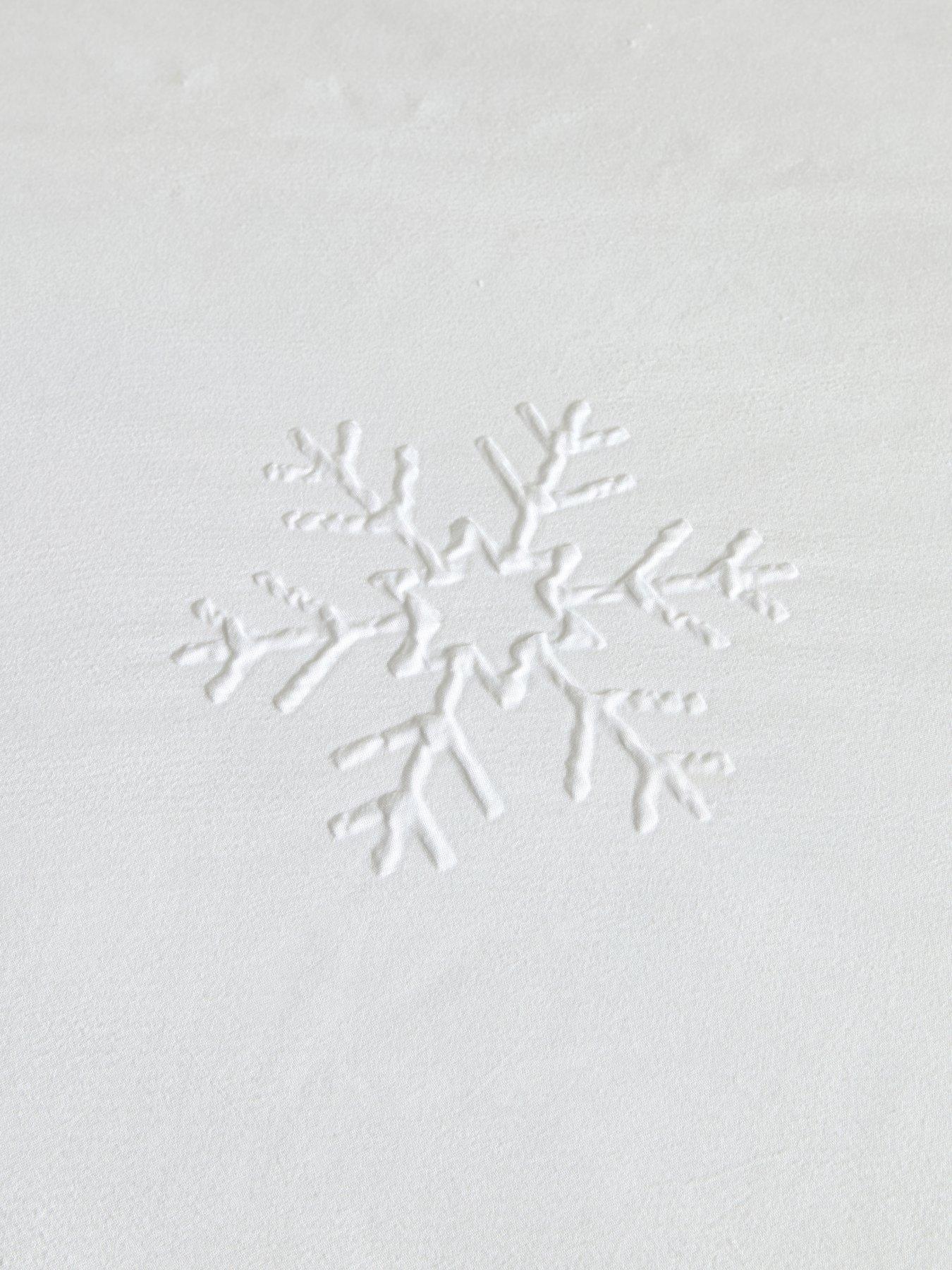 Image 5 of 5 of Very Home Snowflake Embossed Duvet Set - Db