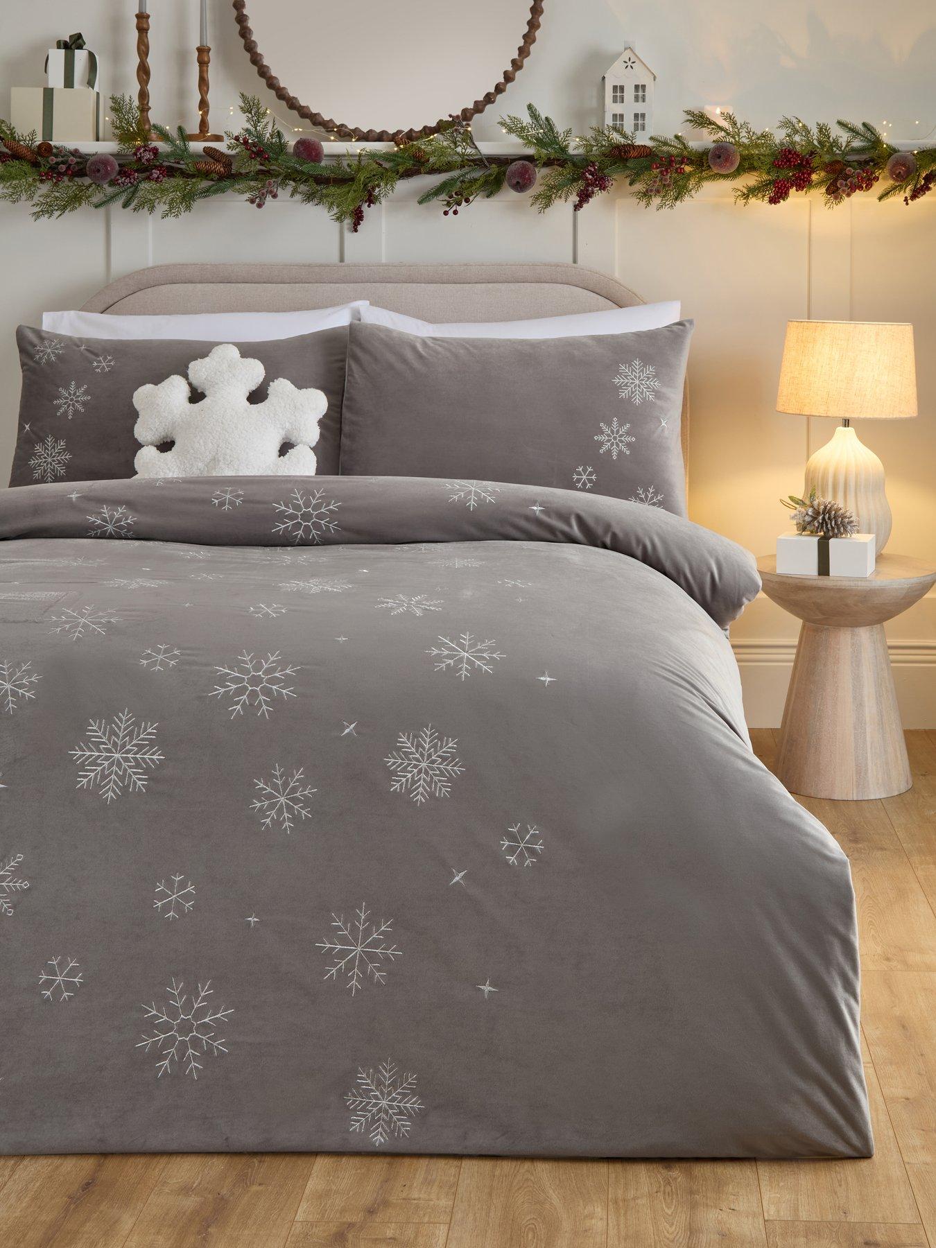 front image of very-home-snowflake-embroidered-velvet-duvet-covernbspset-silver