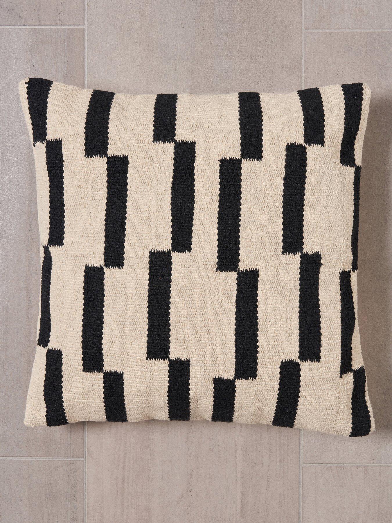 very-home-woven-blocks-cushion