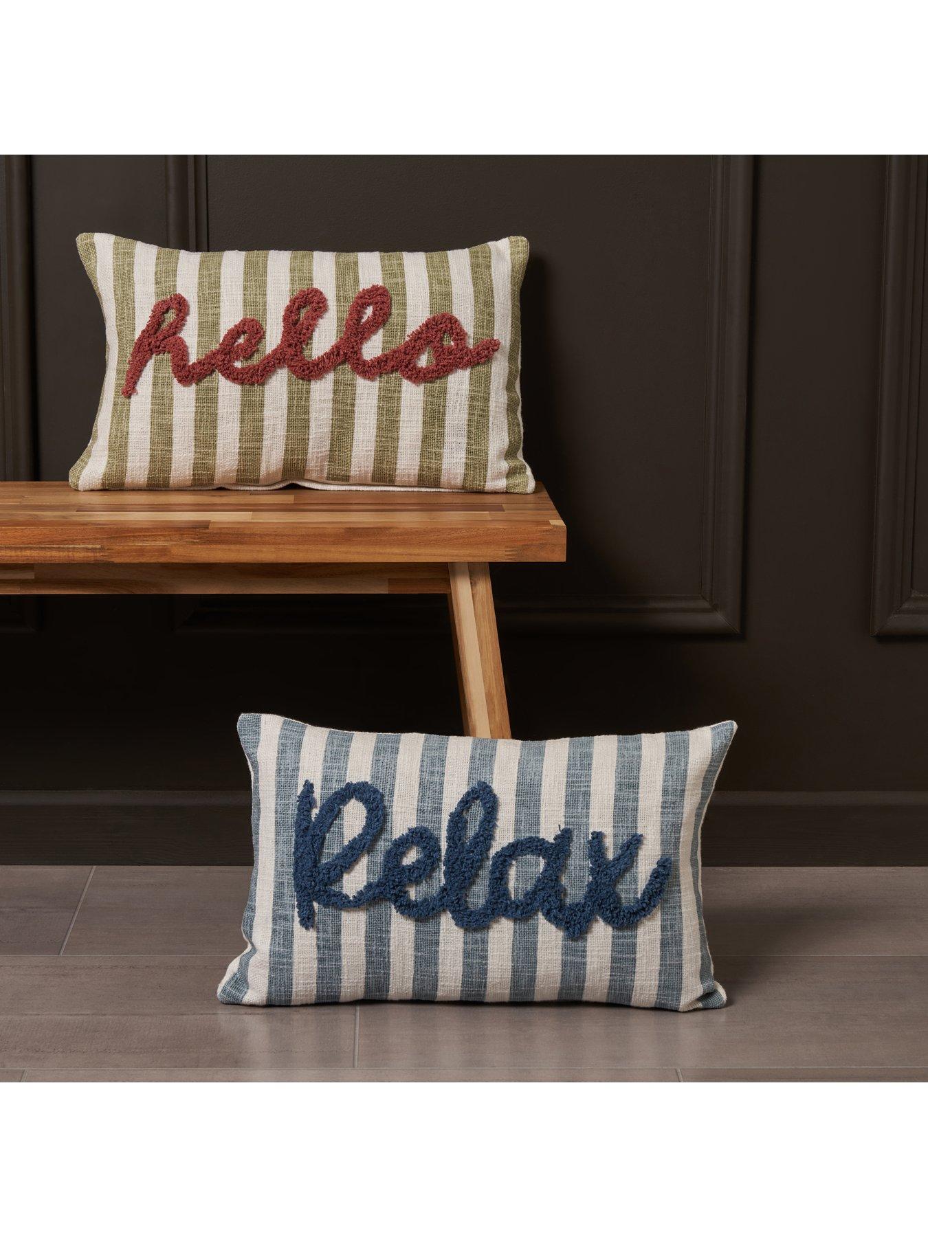Image 5 of 7 of The Very Collection Relax Tufted Cushion