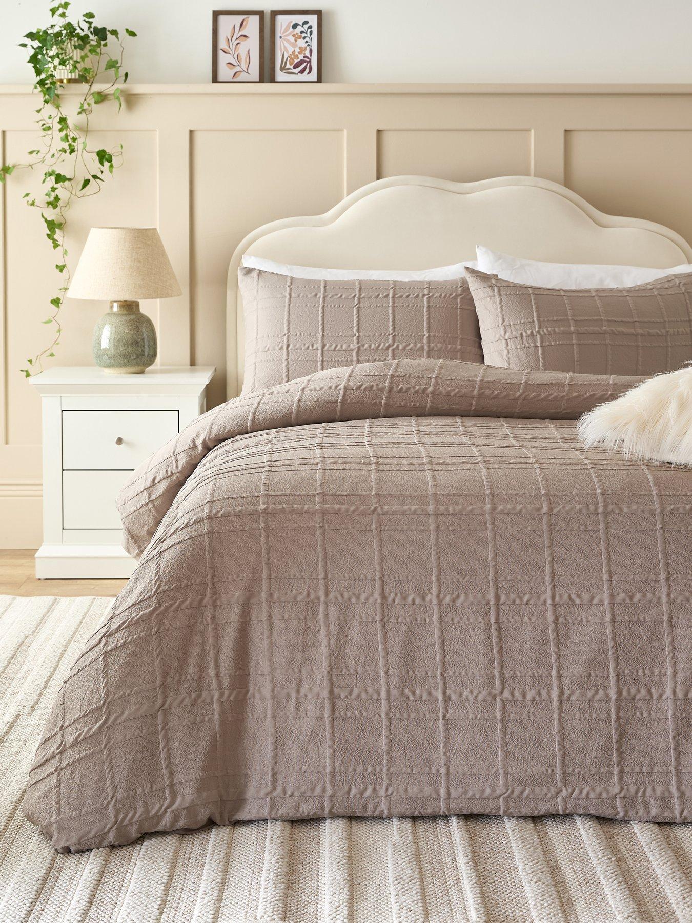 The Very Collection Country Check Jacquard Duvet Cover Set