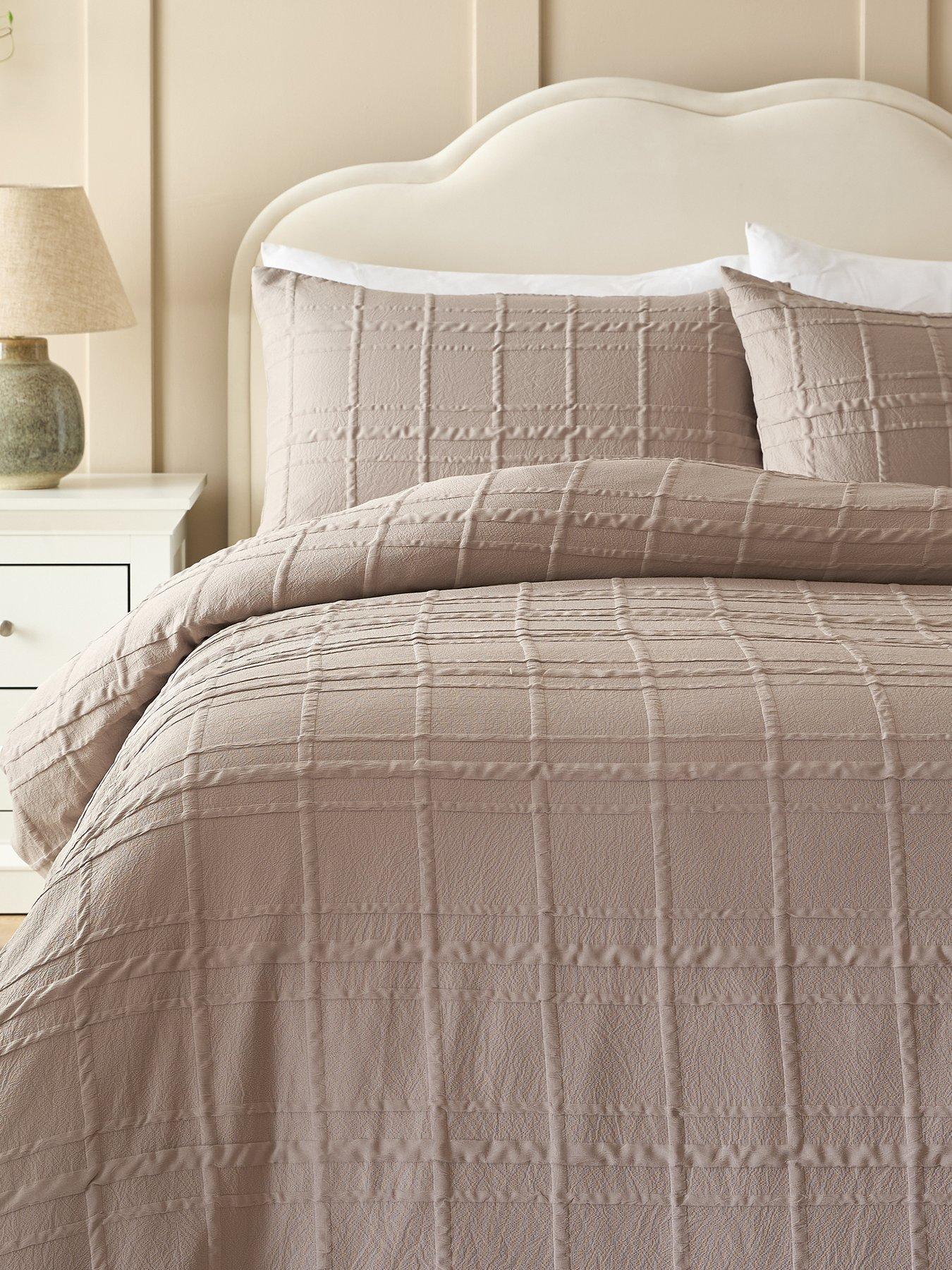 Image 3 of 5 of Very Home Country Check Jacquard Duvet Set - Db