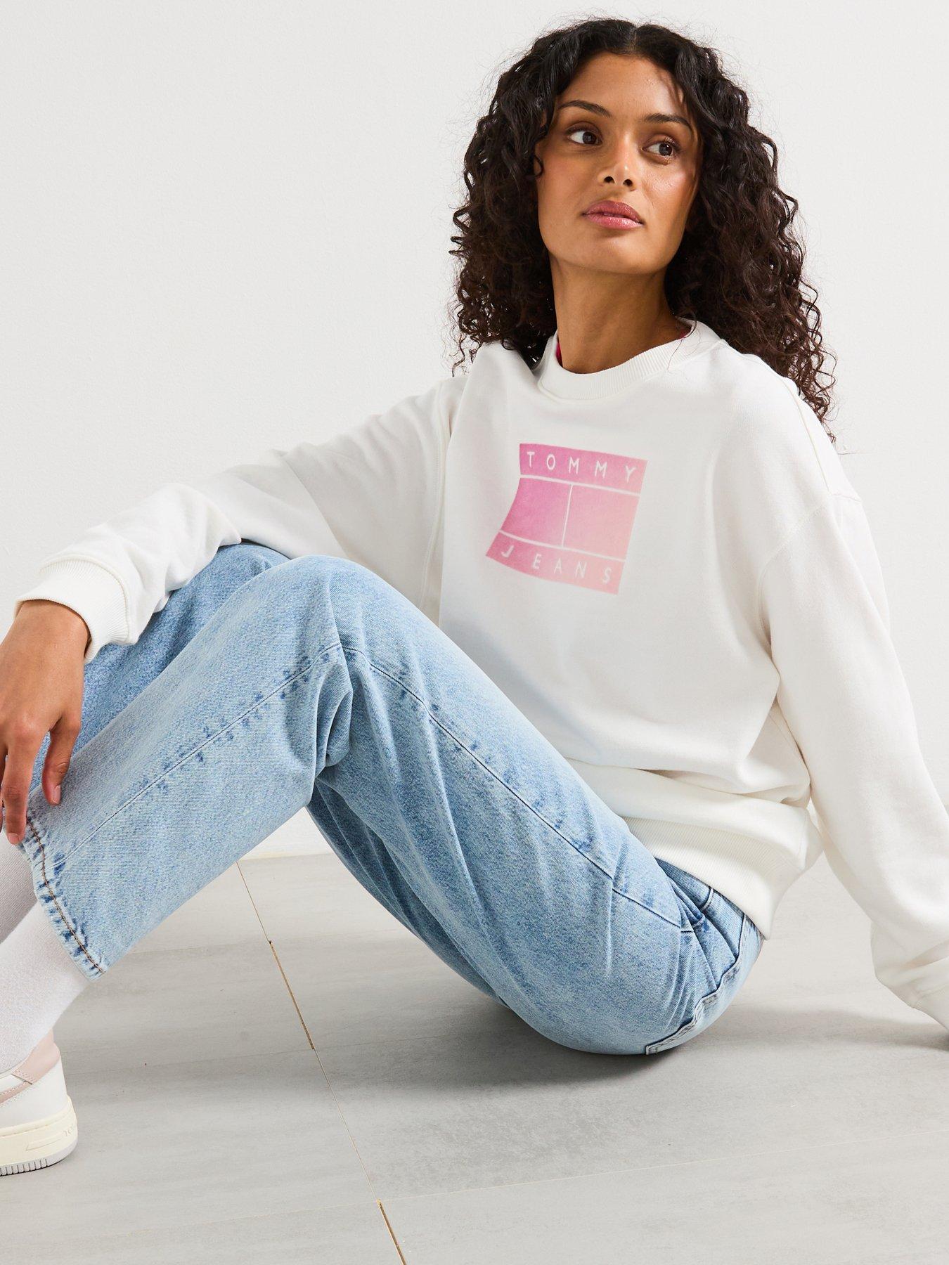 Image 4 of 6 of Tommy Jeans Gradient Flag Crew Sweatshirt - White