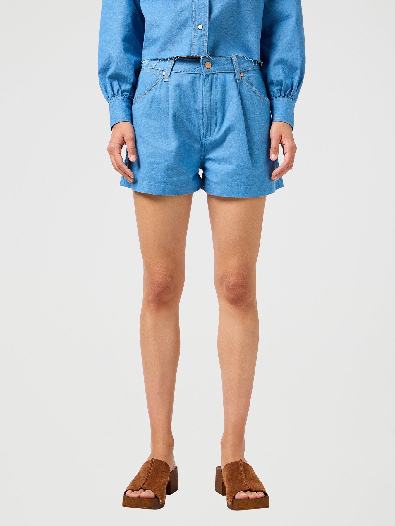 wrangler-pleated-denim-shorts-blue