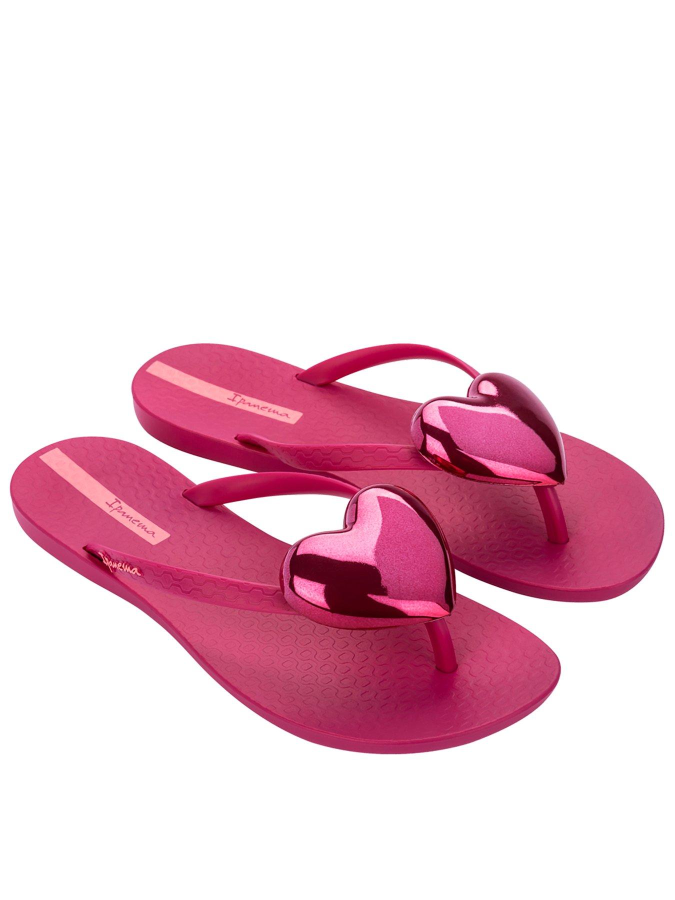 ipanema-maxi-fashion-heart-detail-flip-flop-pink