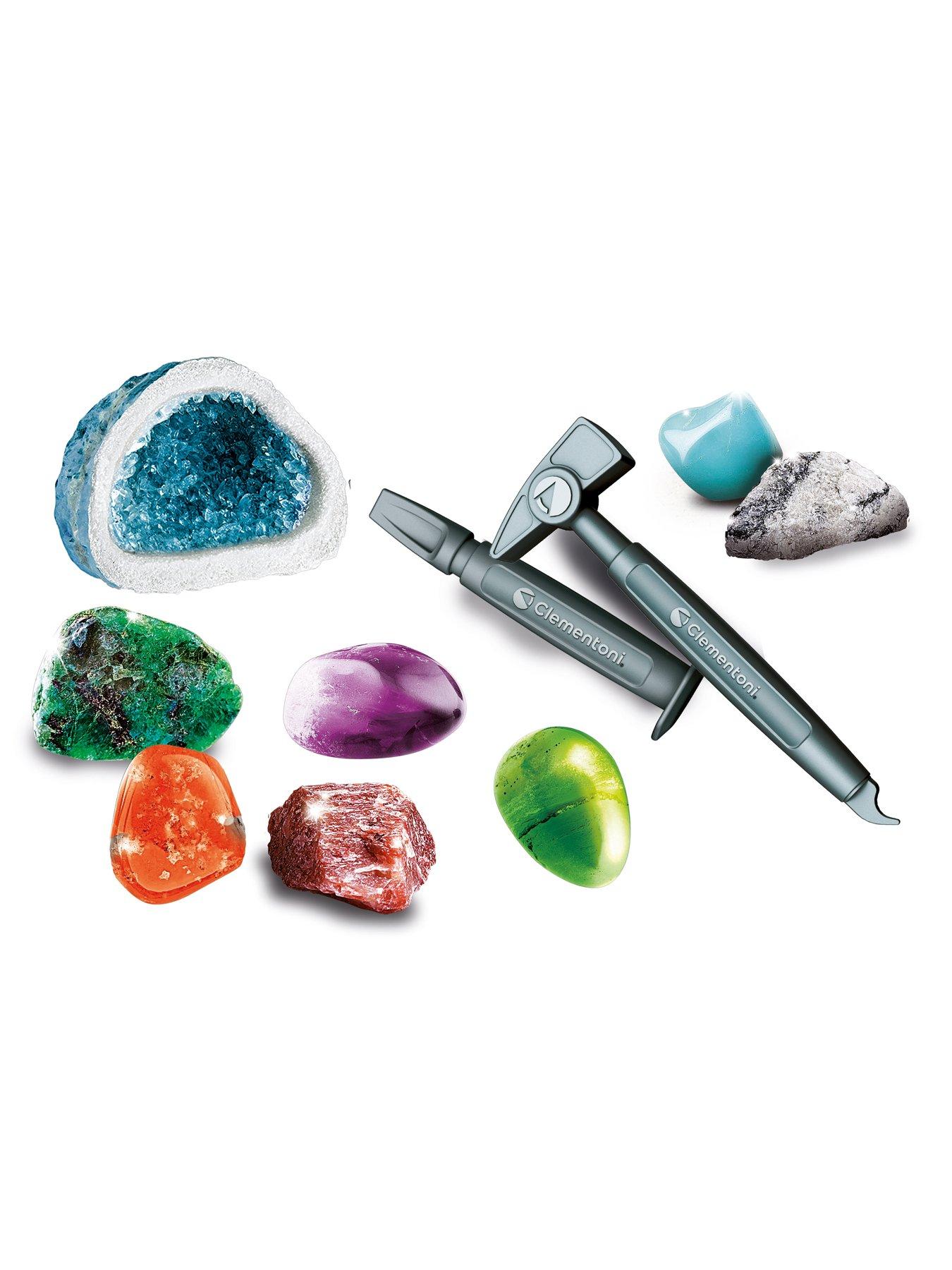  image of clementoni-minerals-and-geodes-science-kit